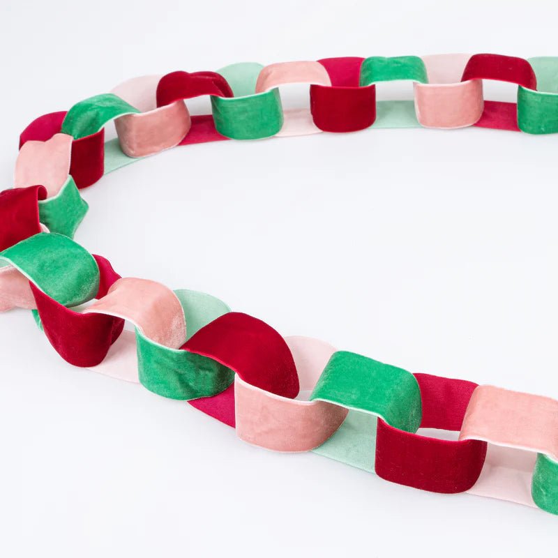 Velvet Chain Link Garland - Box Turtle