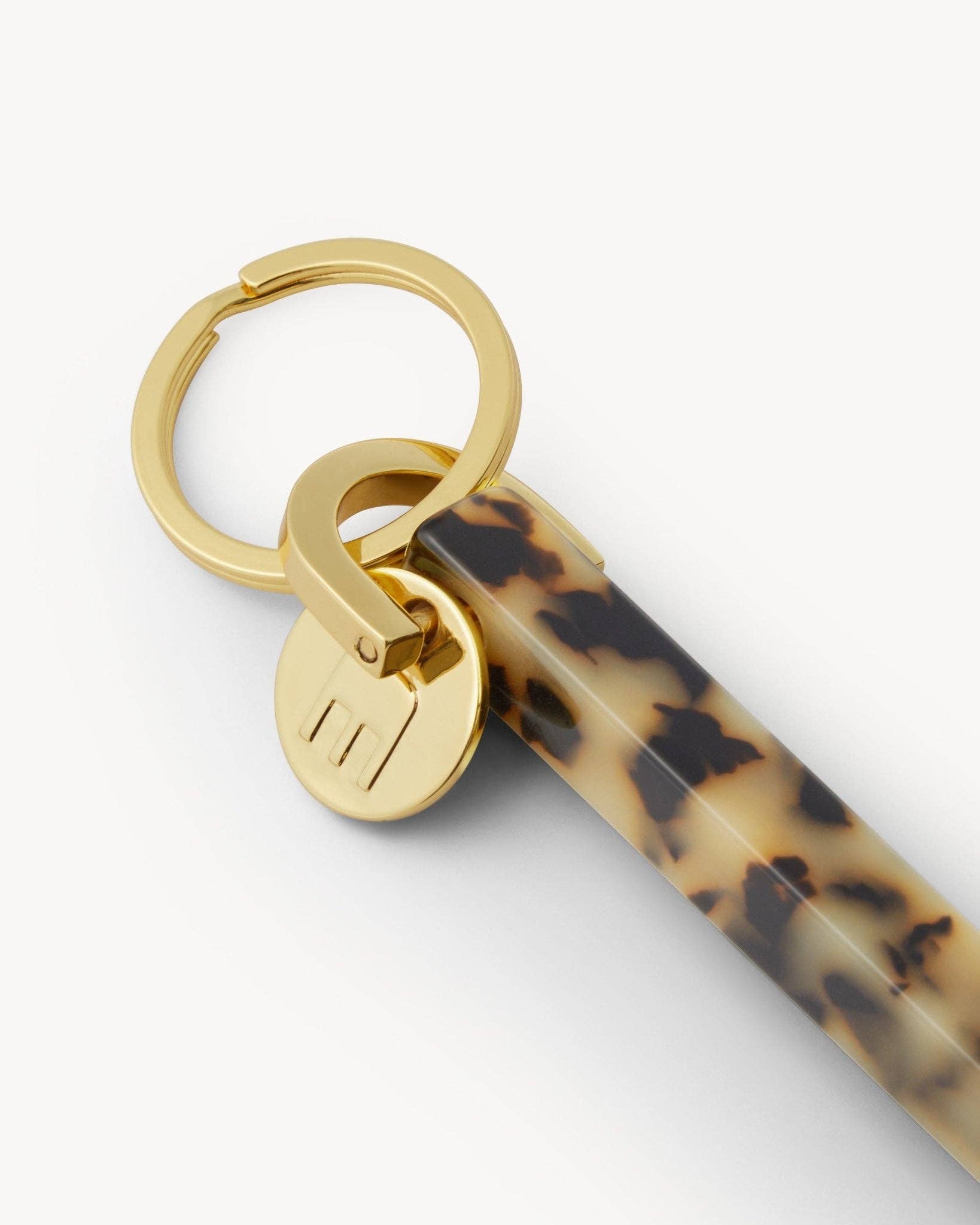 Blonde Tortoise & Gold Bar Keychain