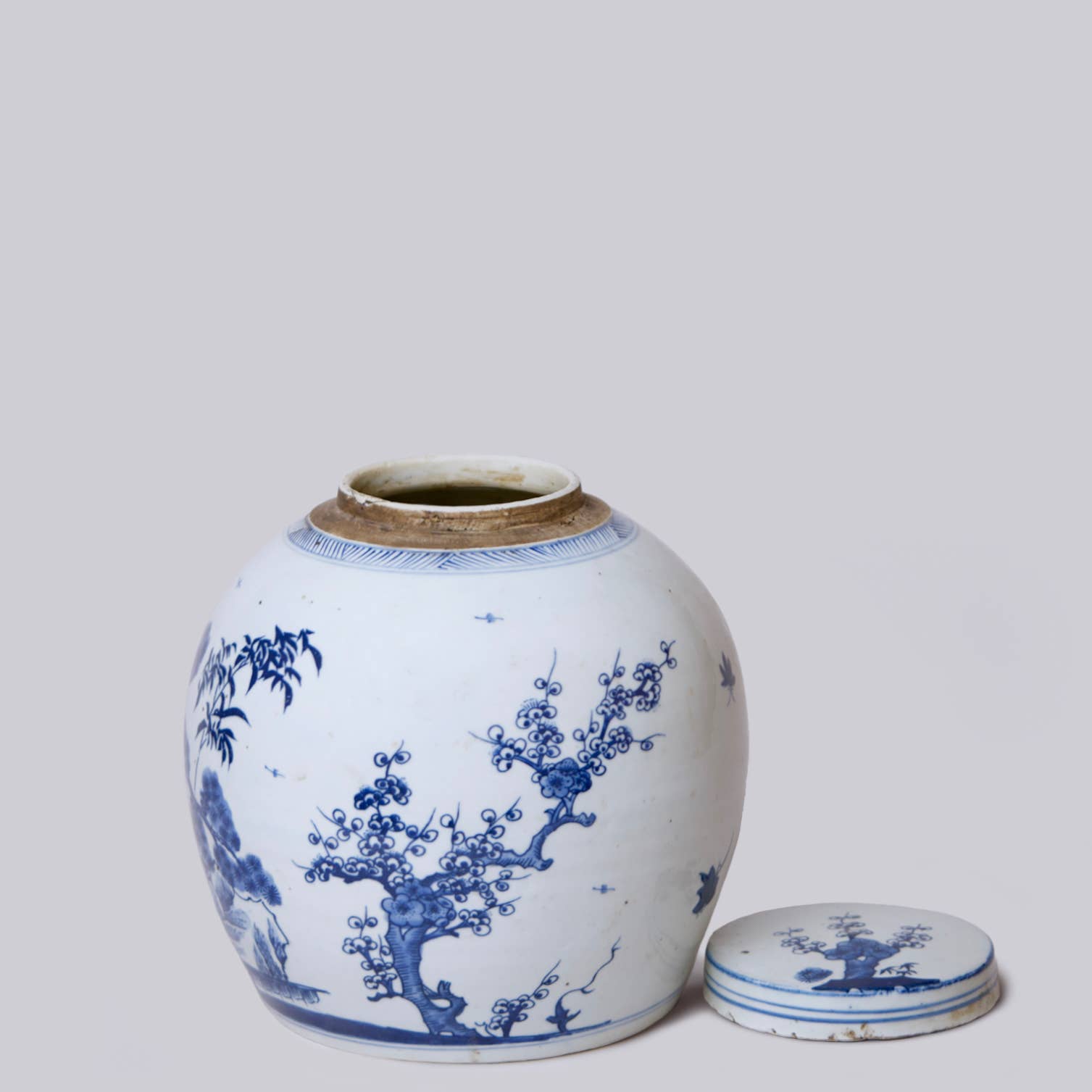 Blue &amp; White Porcelain Three Friends Round Jar