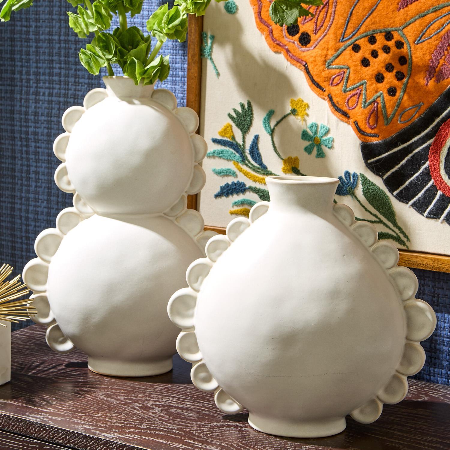Off White Ribbed Pinched Vase