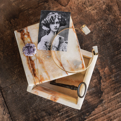 Onyx Square/Rectangle Box