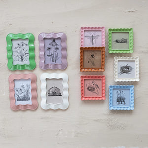 Ruffled Photo Frame