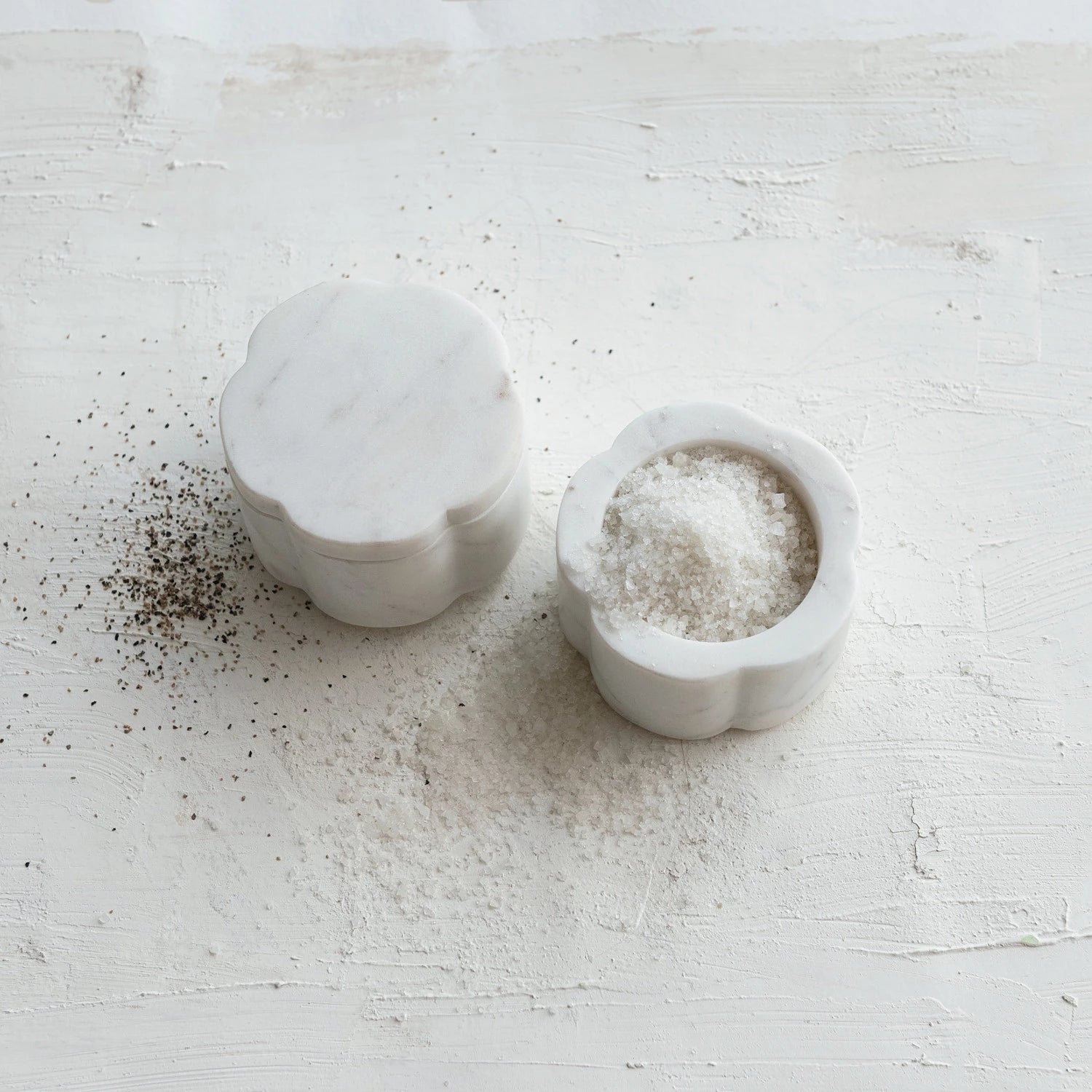 Marble Scalloped Pinch Pot