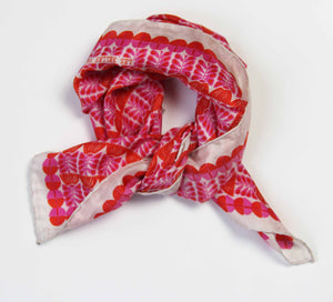 Mini Oslo Fuchsia Scarf