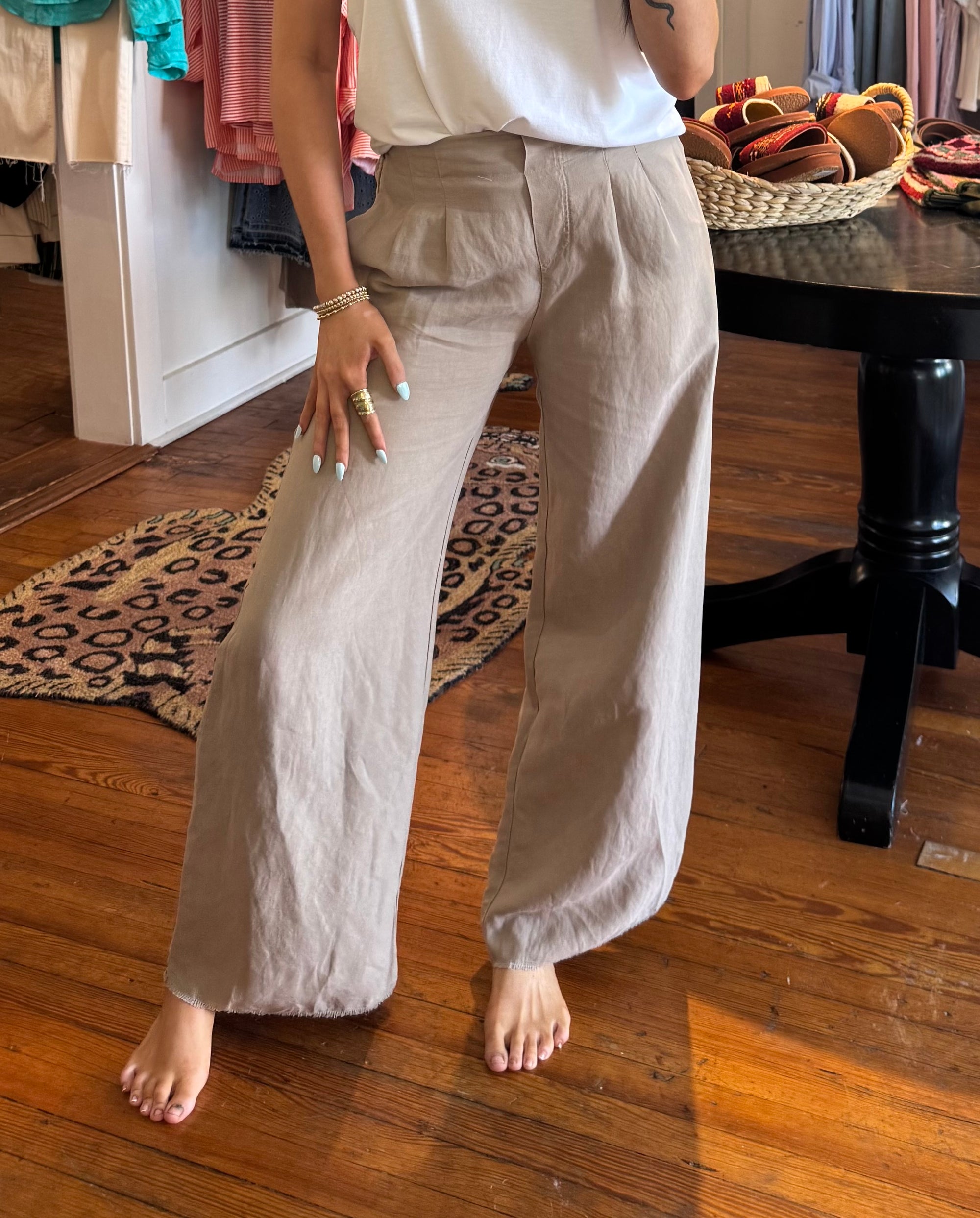 Sand Pleat Pants