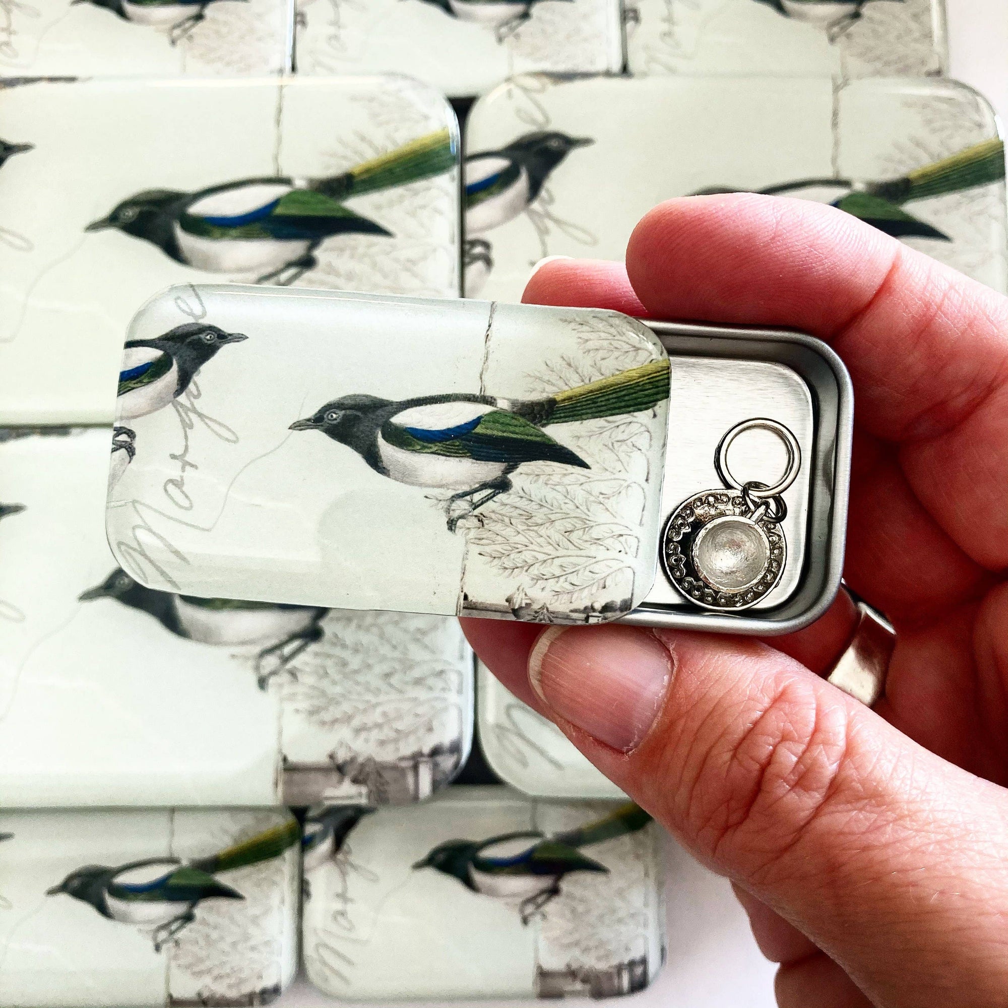 Magpie Trinket Tin