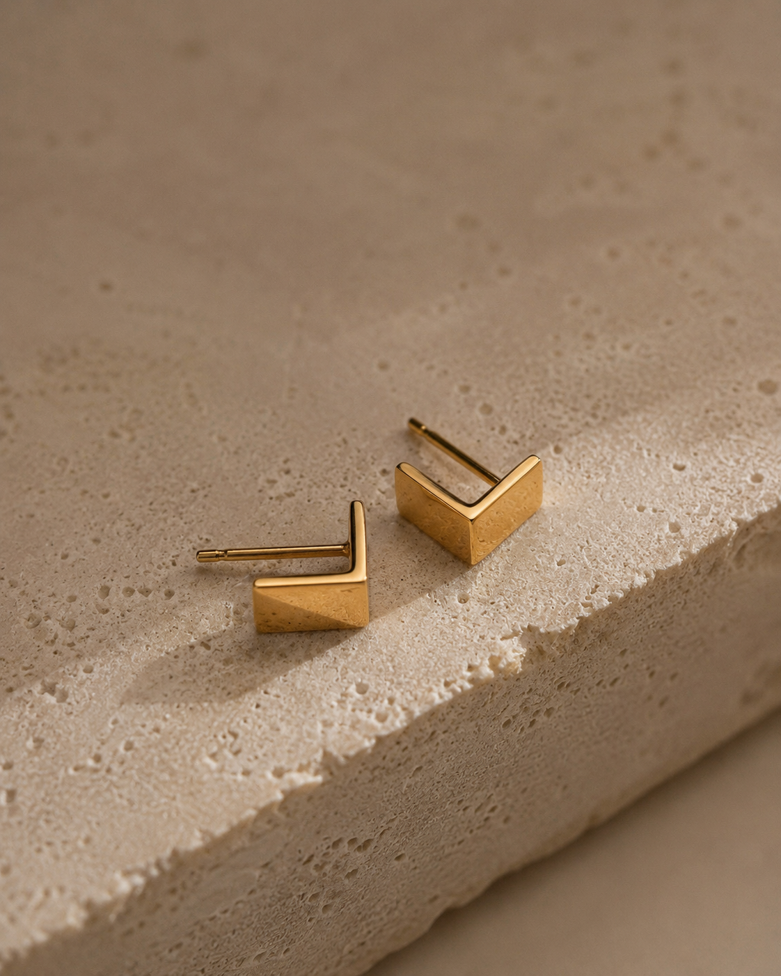 Mimi Studs