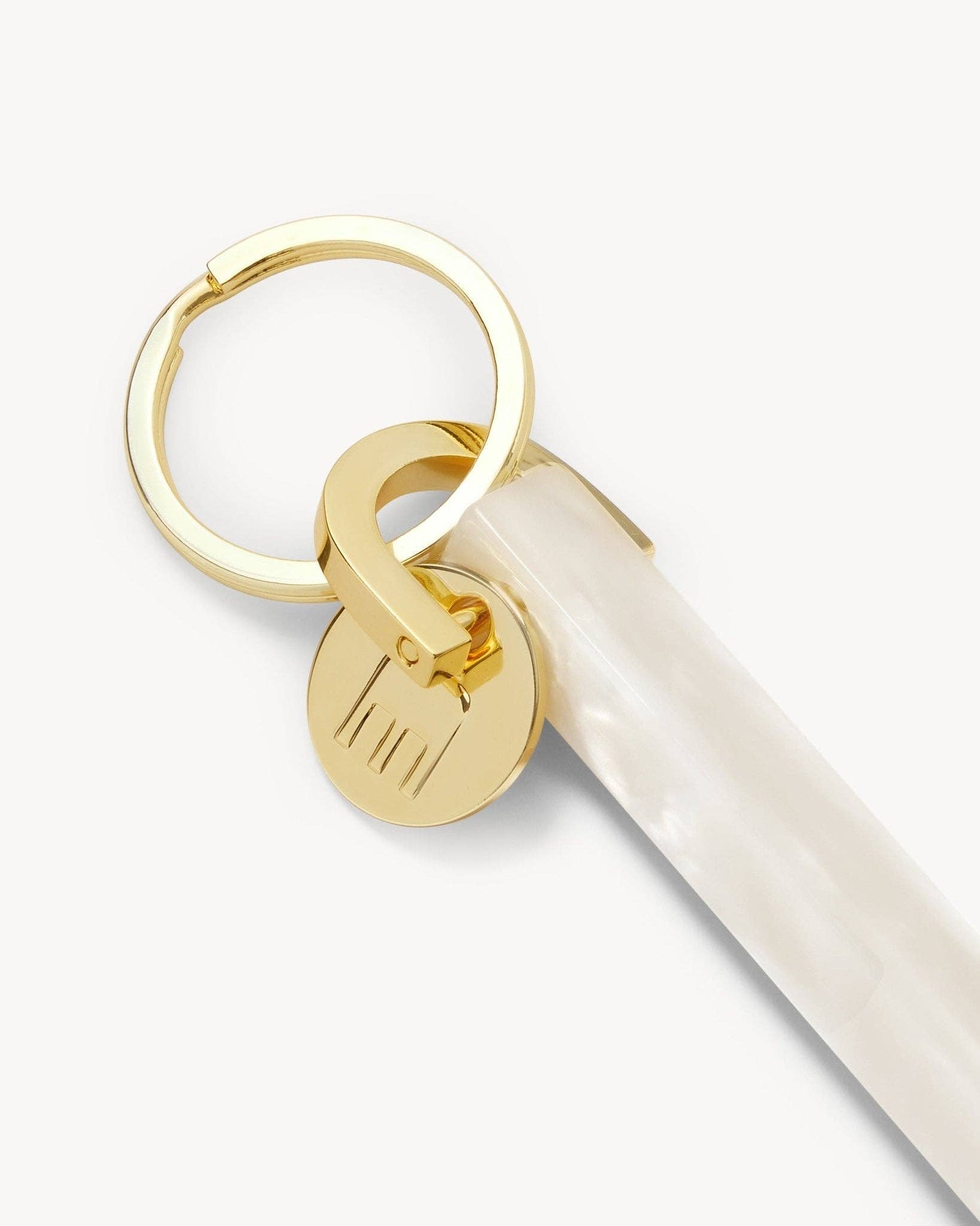 White Shell & Gold Bar Keychain