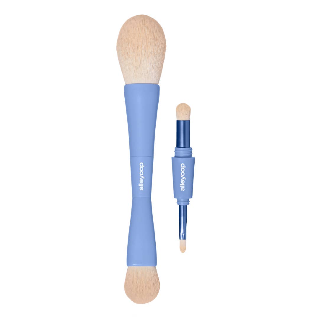 Overachiever 4-in-1 Makeup Brush