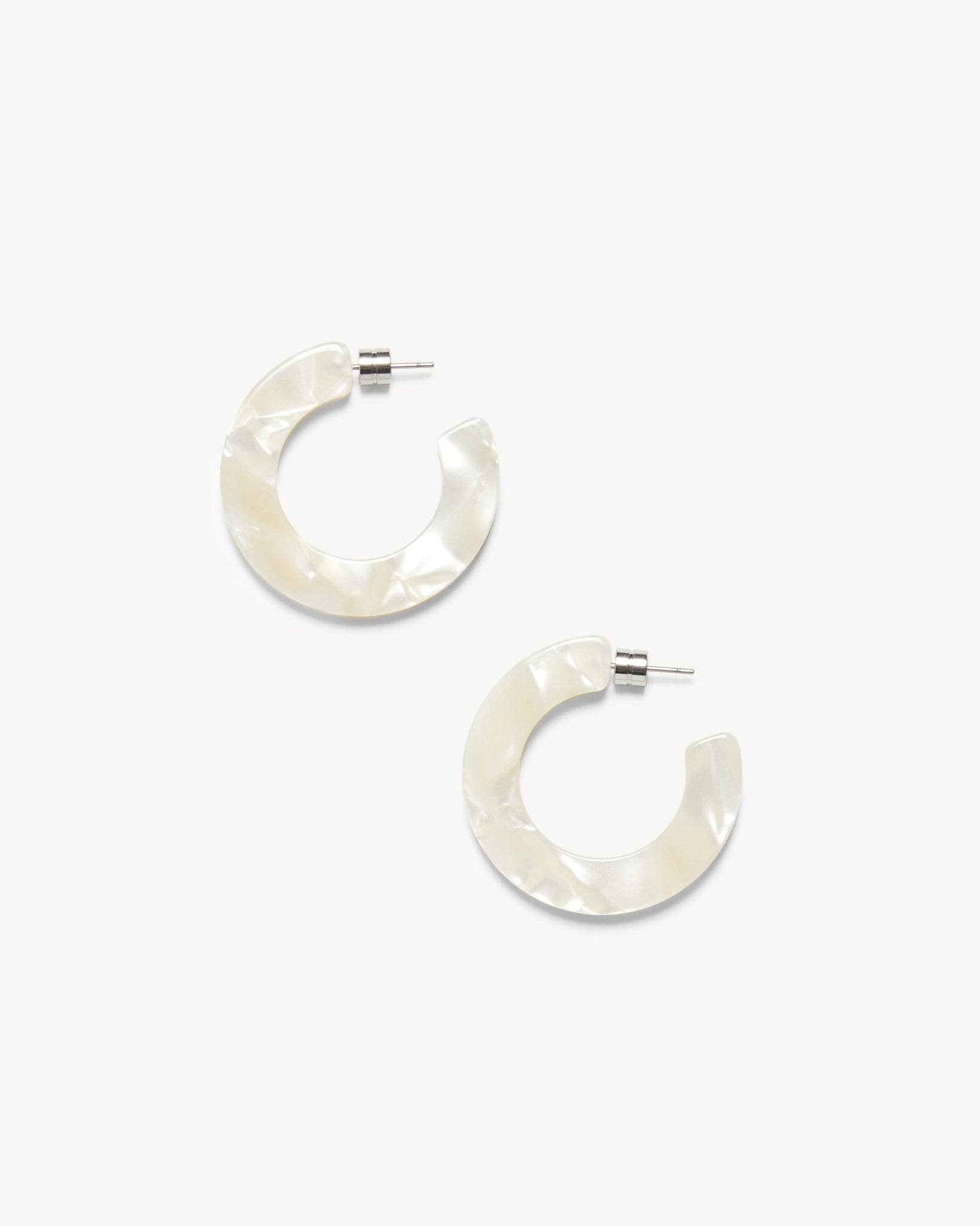 White Shell Kate Hoops