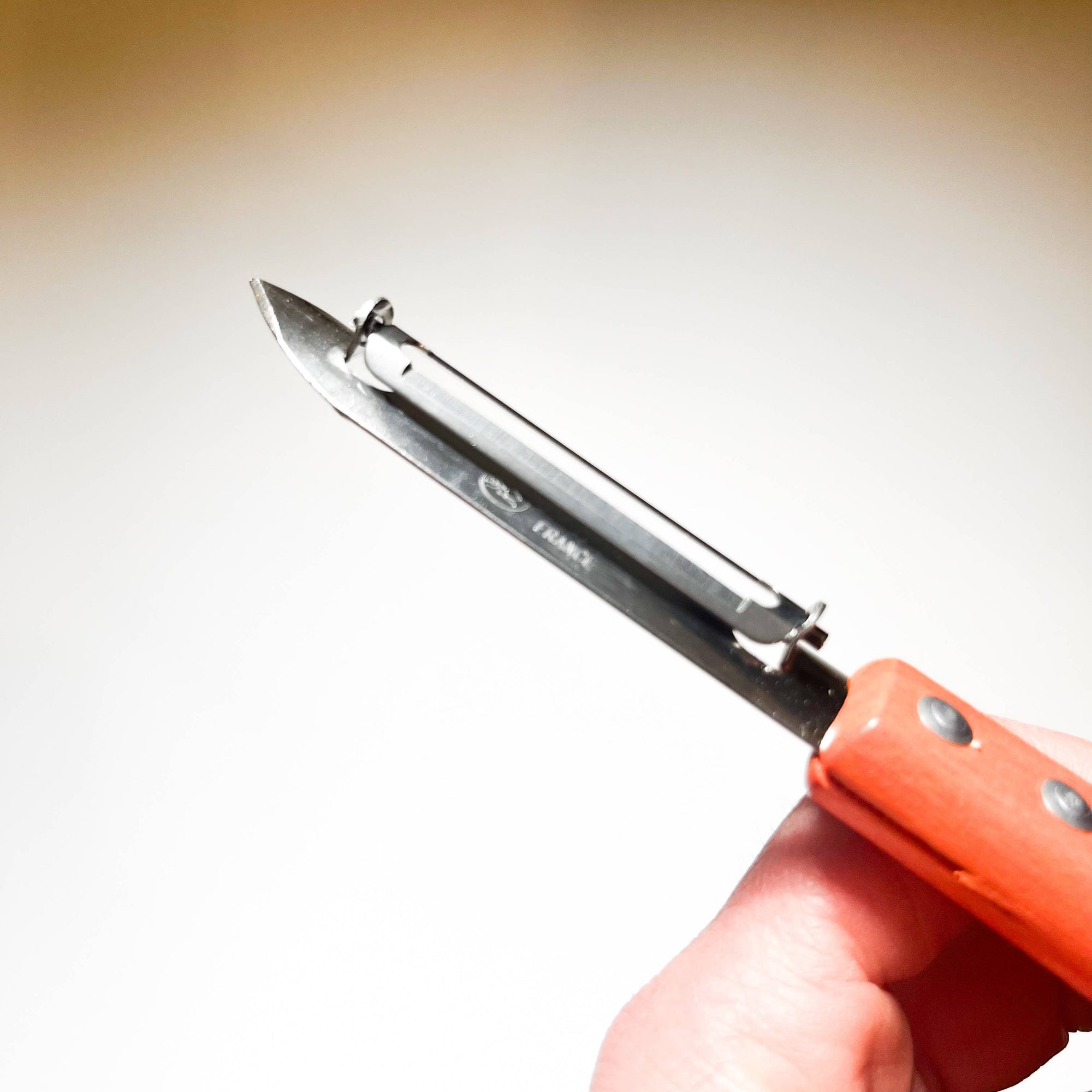 Pollux Peeler Knife