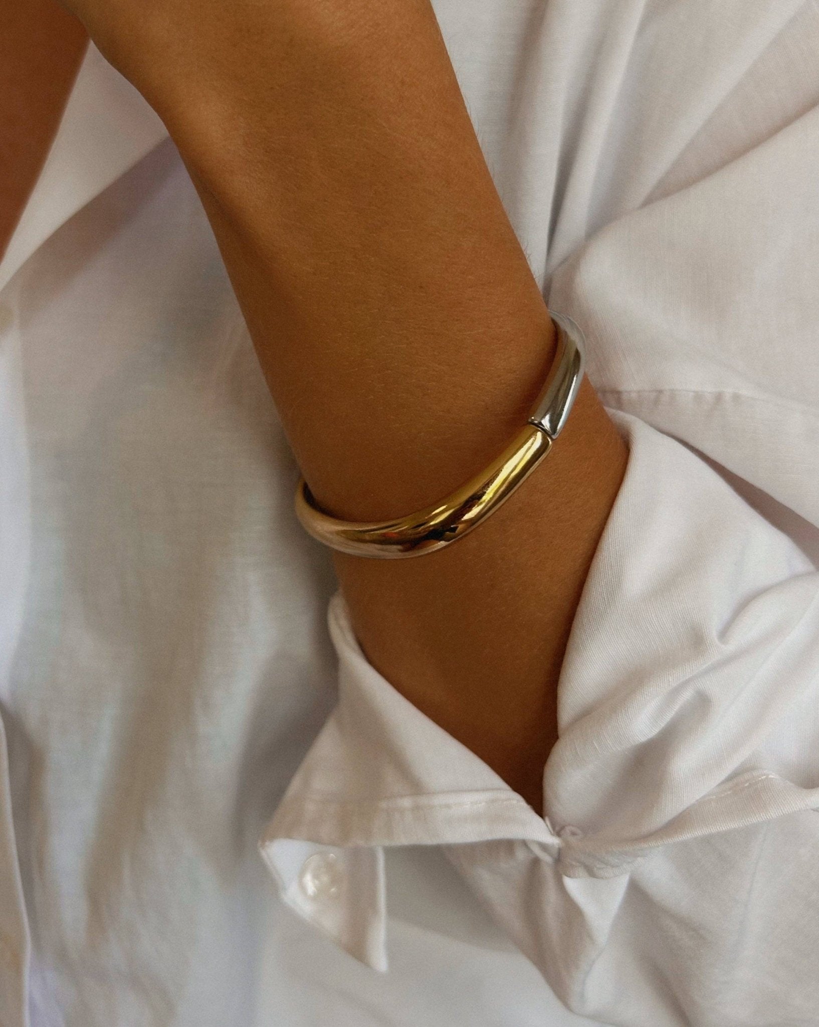 Align Bracelet - Box Turtle