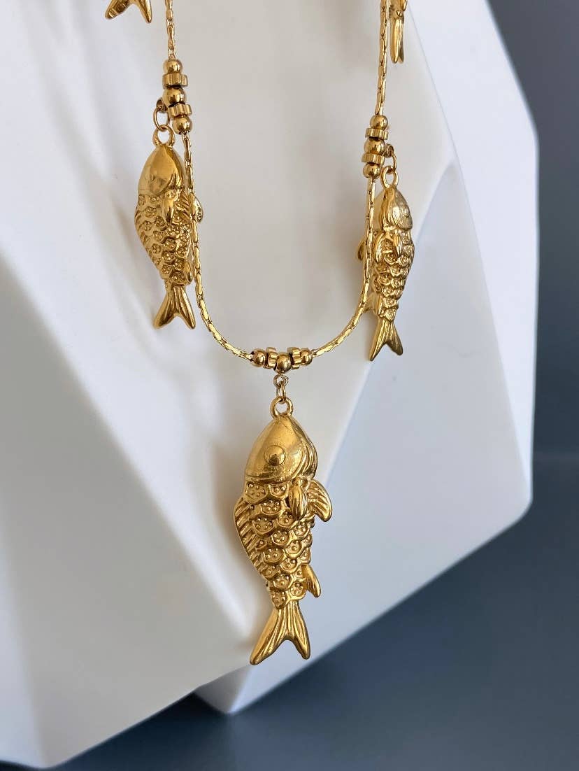 Pesci Necklace
