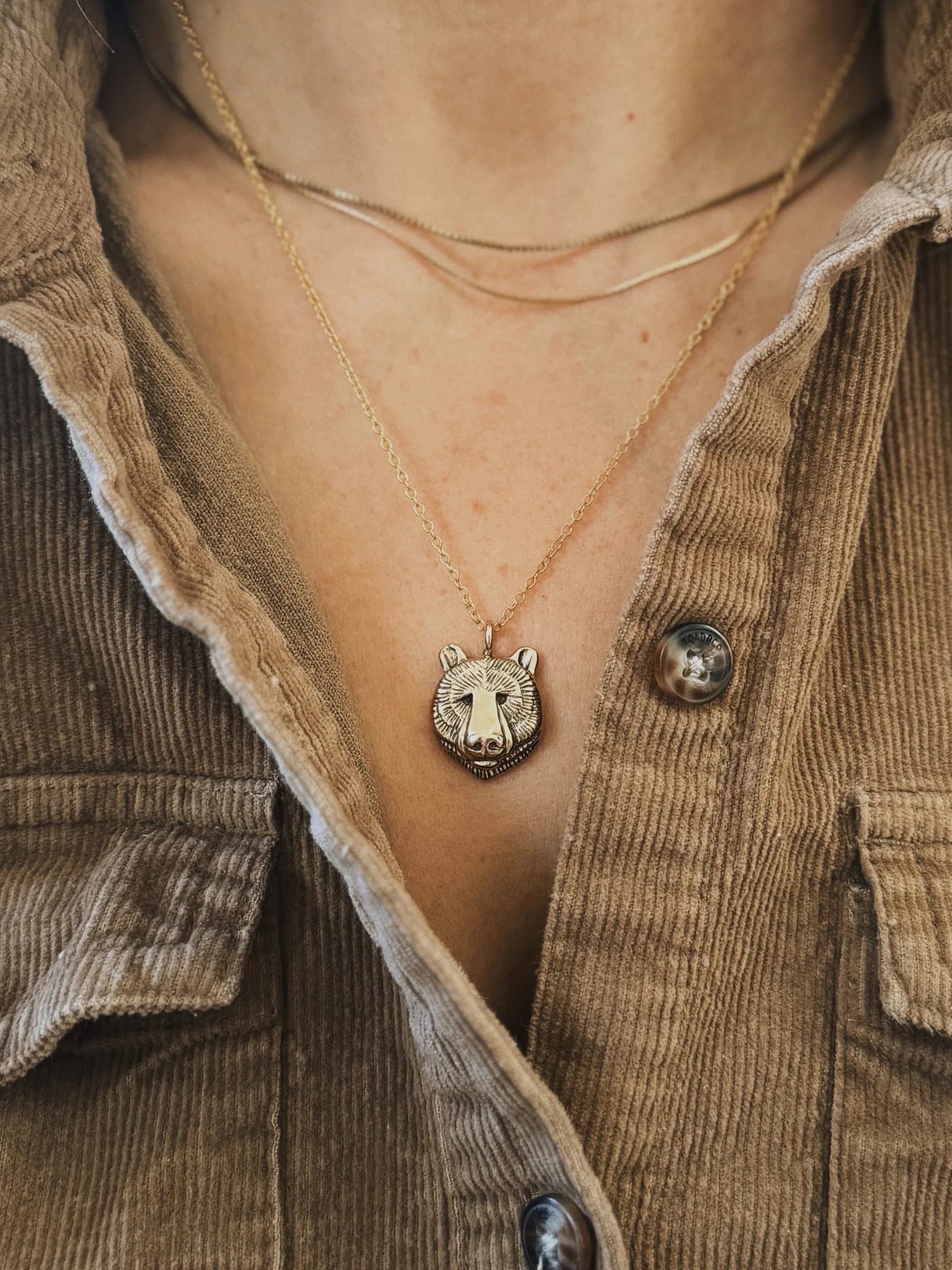 Bear Pendant Necklace - Box Turtle