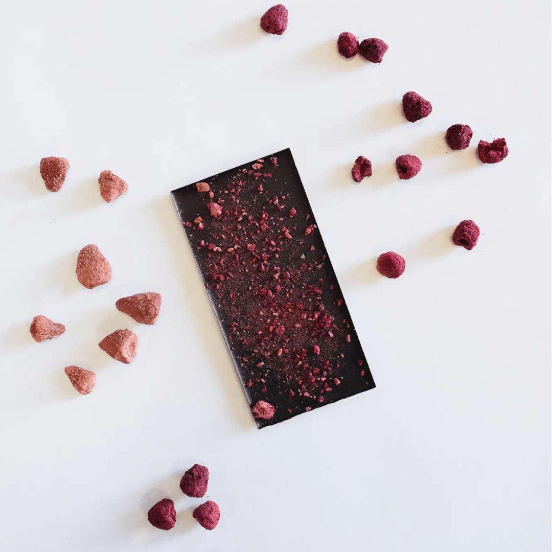 Berry Bisous Dominican Dark Chocolate Bar - Box Turtle