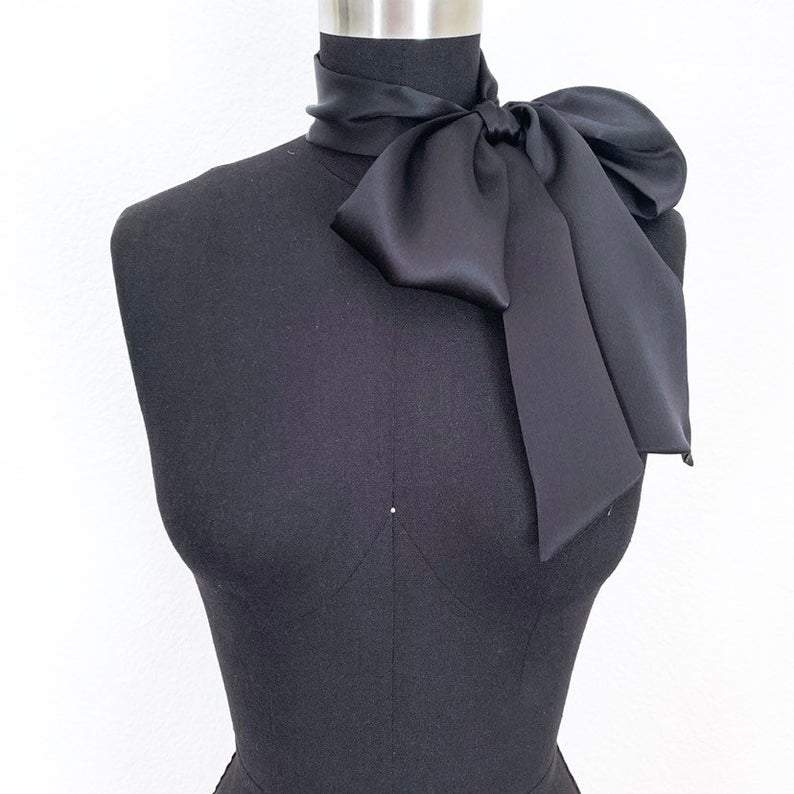 Big Silk Bow Scarf - Box Turtle