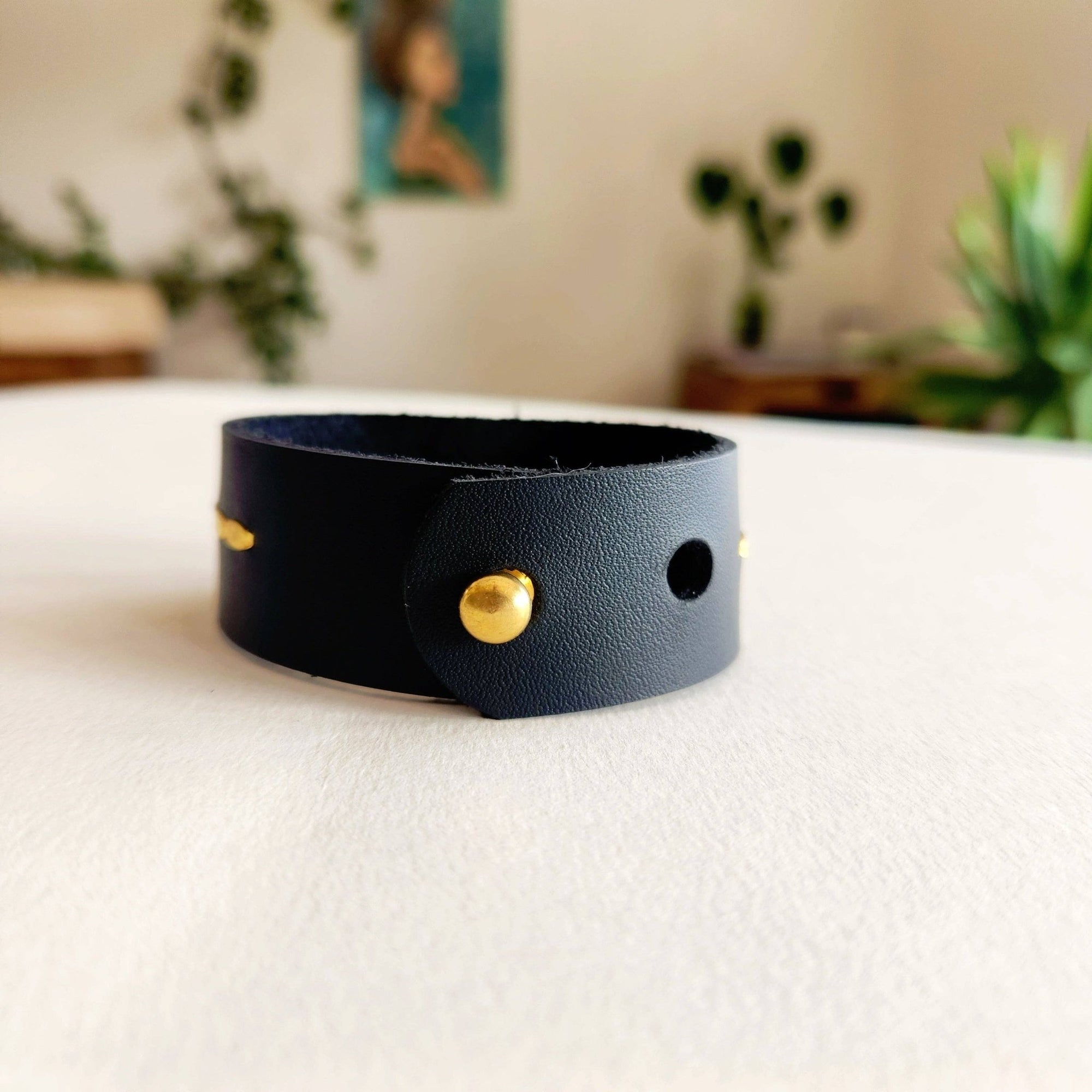 Black Carnelian Leather Cuff Bracelet - Box Turtle