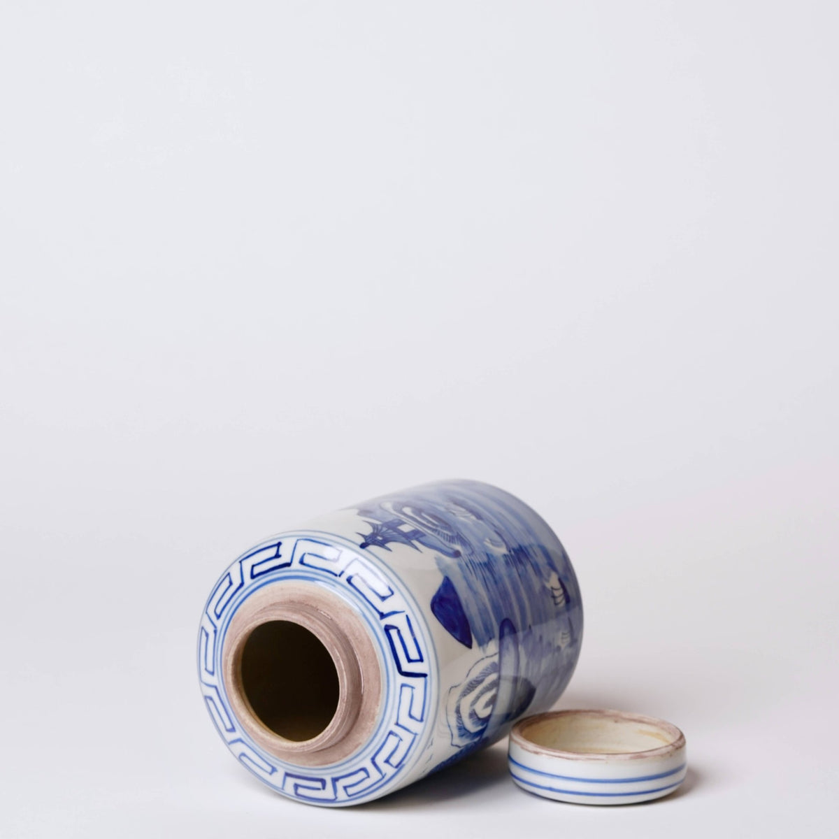 Blue and White Porcelain Landscape Cylinder Caddy - Box Turtle