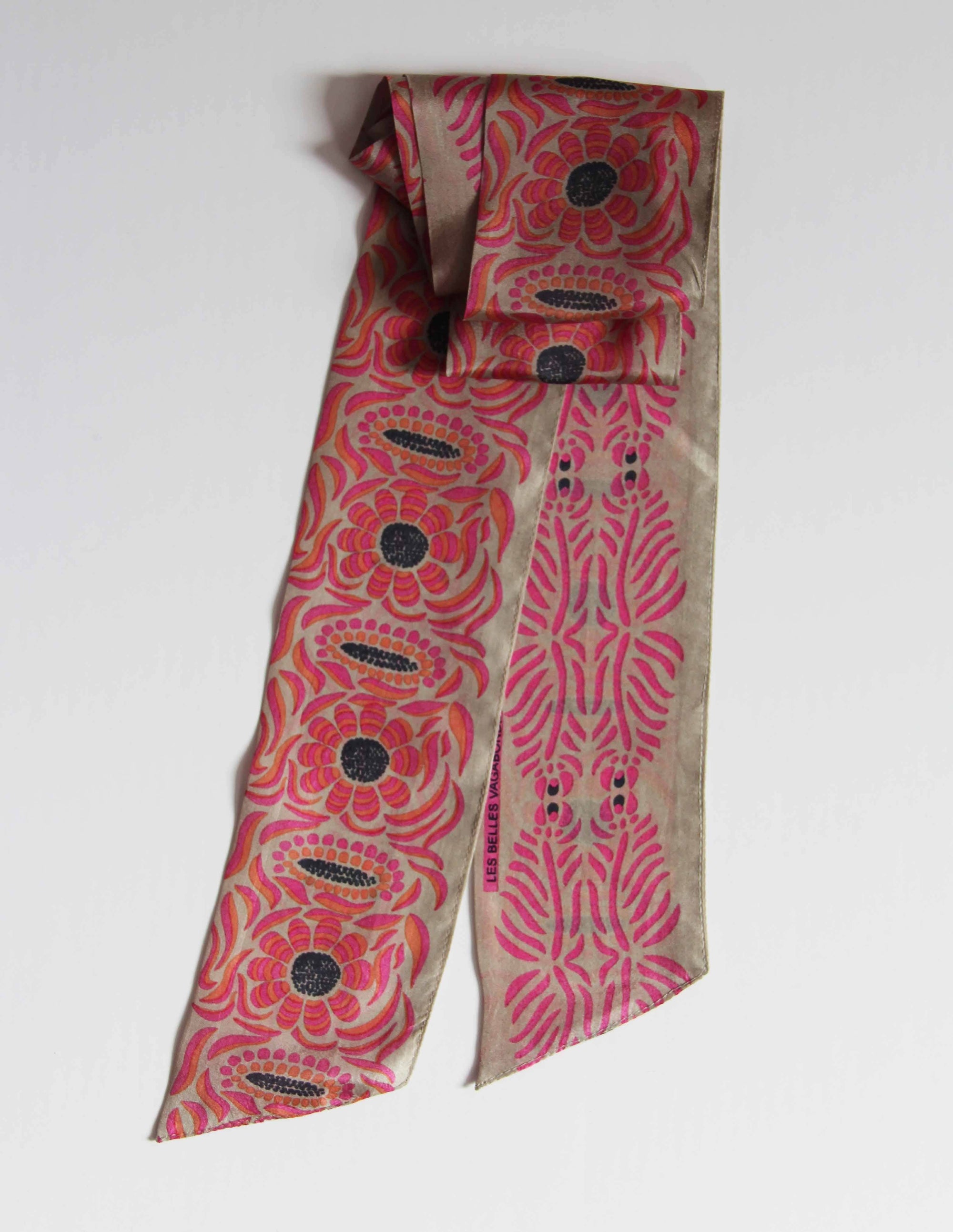 Camelia Fuchsia Scarf