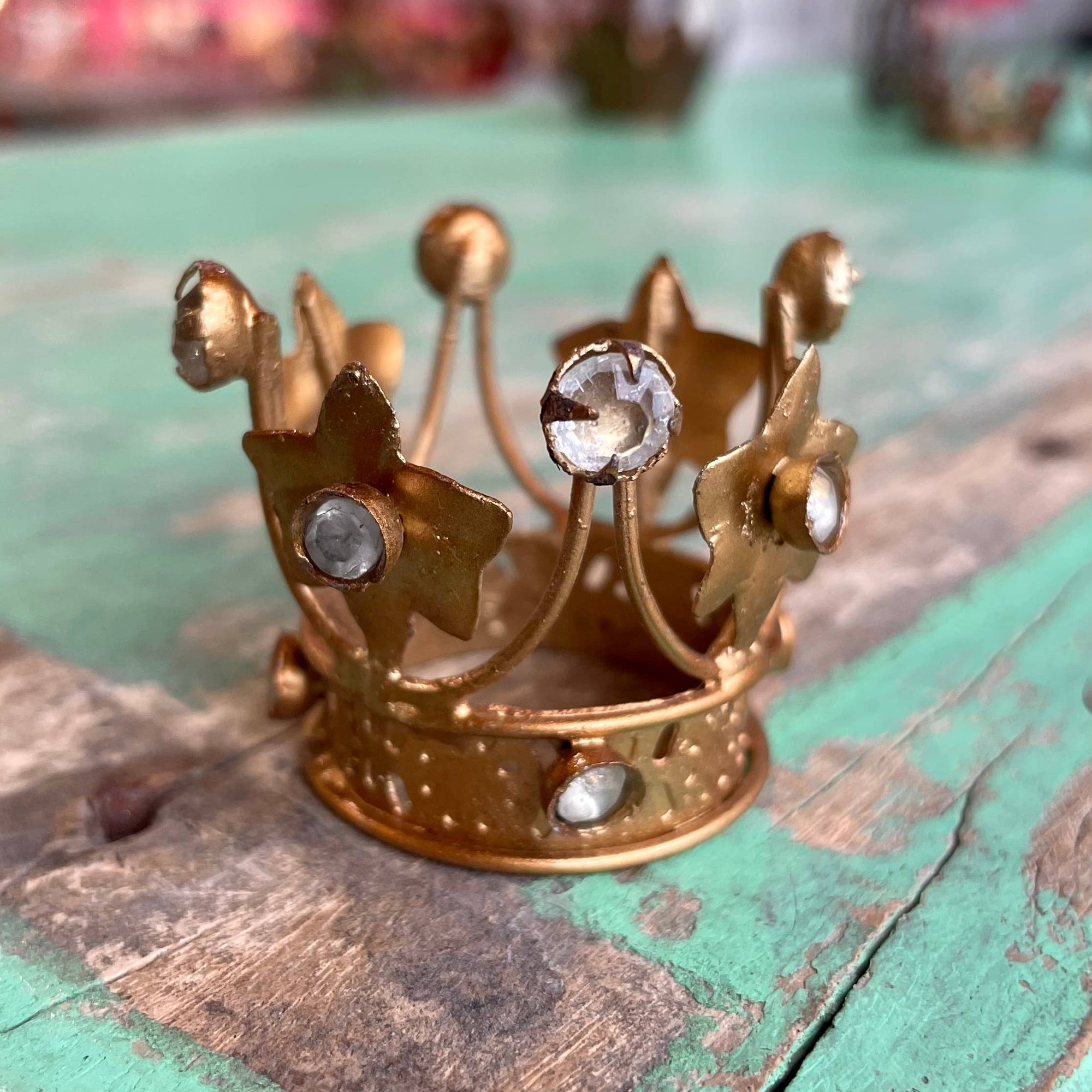 Mini Crowns: Traditional