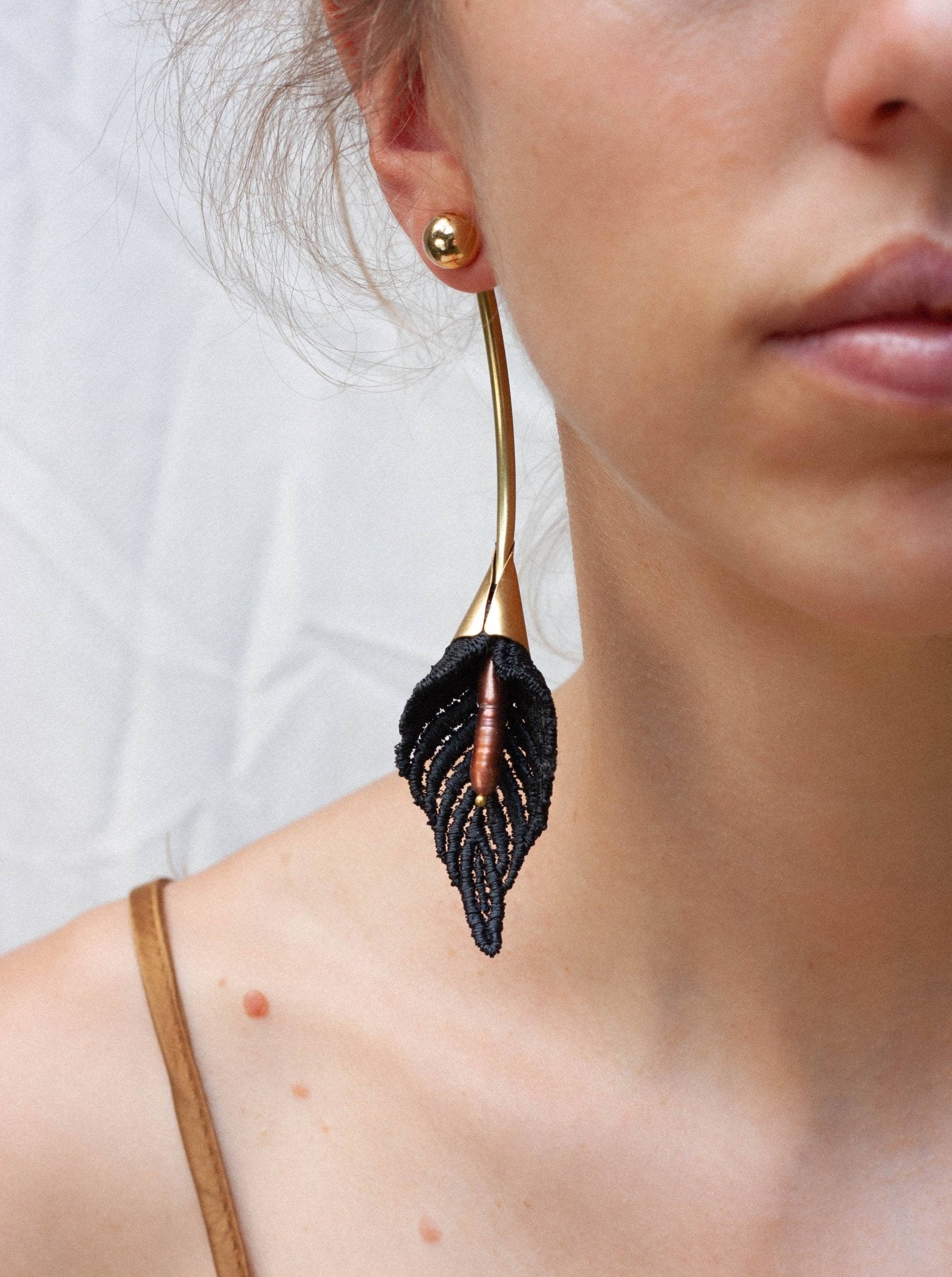 Calla Lily Earrings - Box Turtle