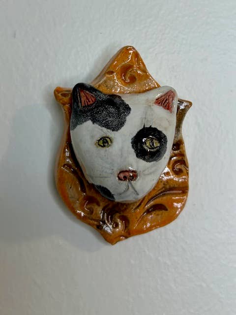 Cat on a Plaque - Box Turtle
