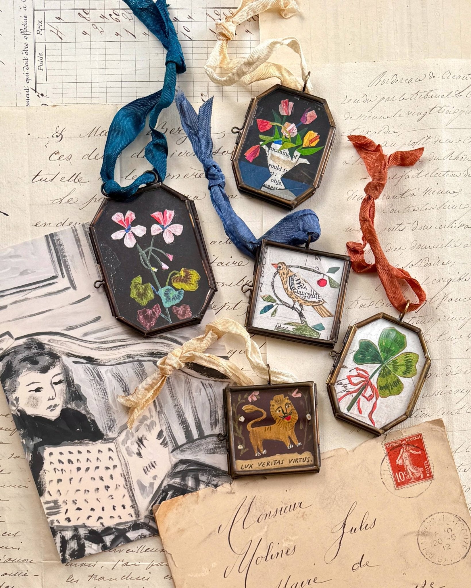 Clover with Grass ~ Art Locket Ornament - Box Turtle