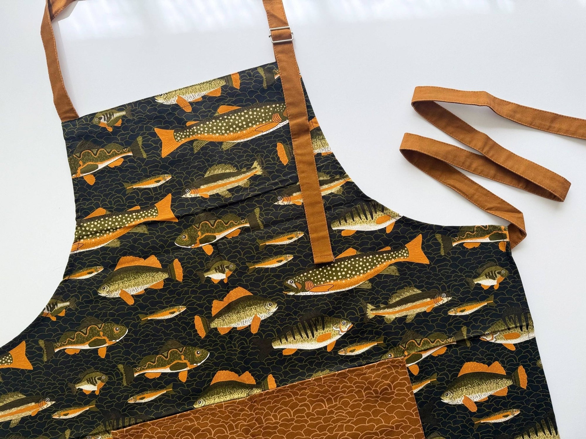 Coastal Fishing Kitchen Apron - Box Turtle