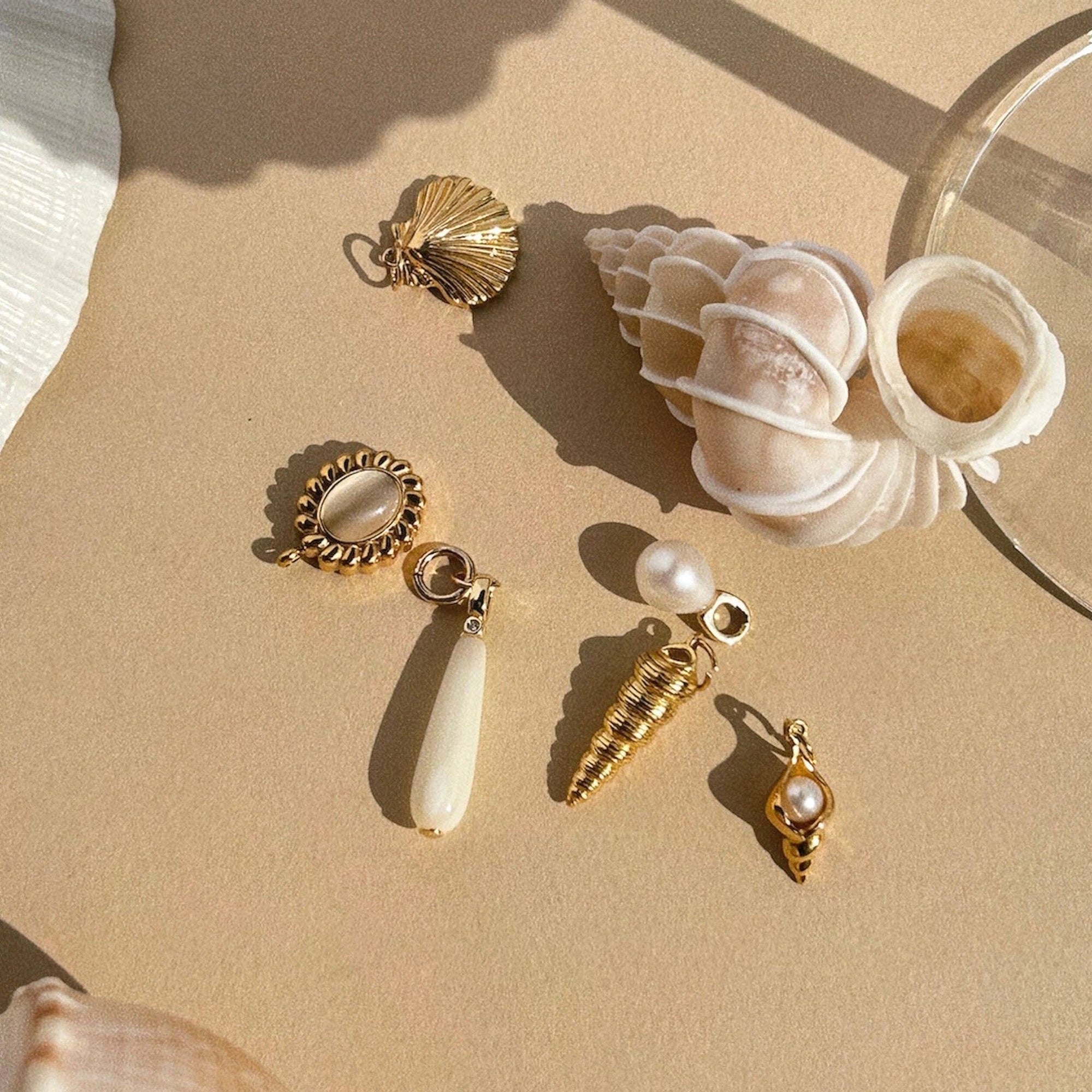 Cosette Pearl Drop Charm - Box Turtle