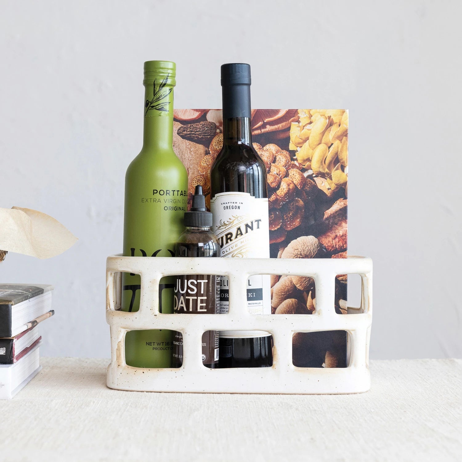 Cream Stoneware Basket - Box Turtle