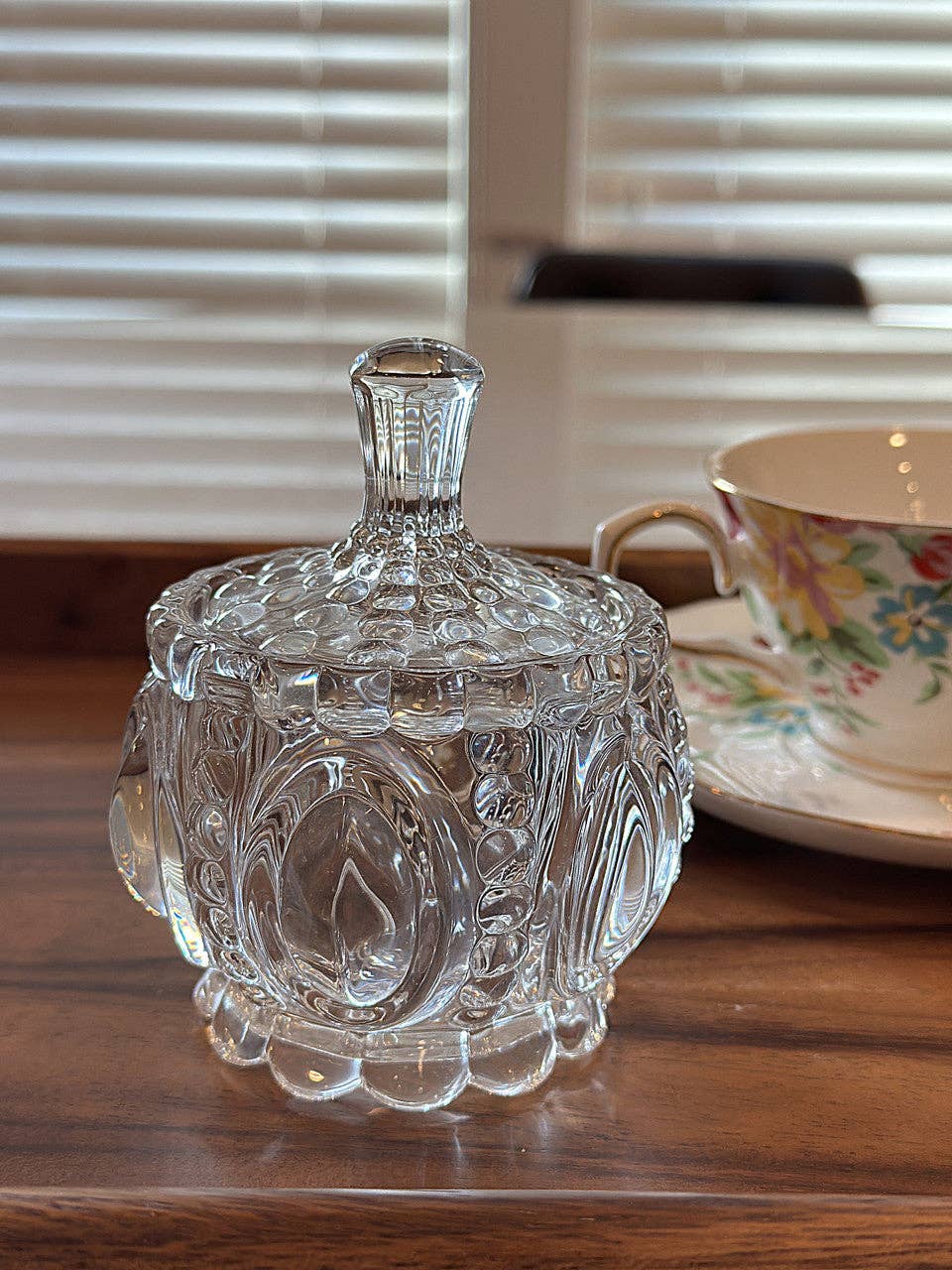 Crystal Glass Storage Jar - Box Turtle