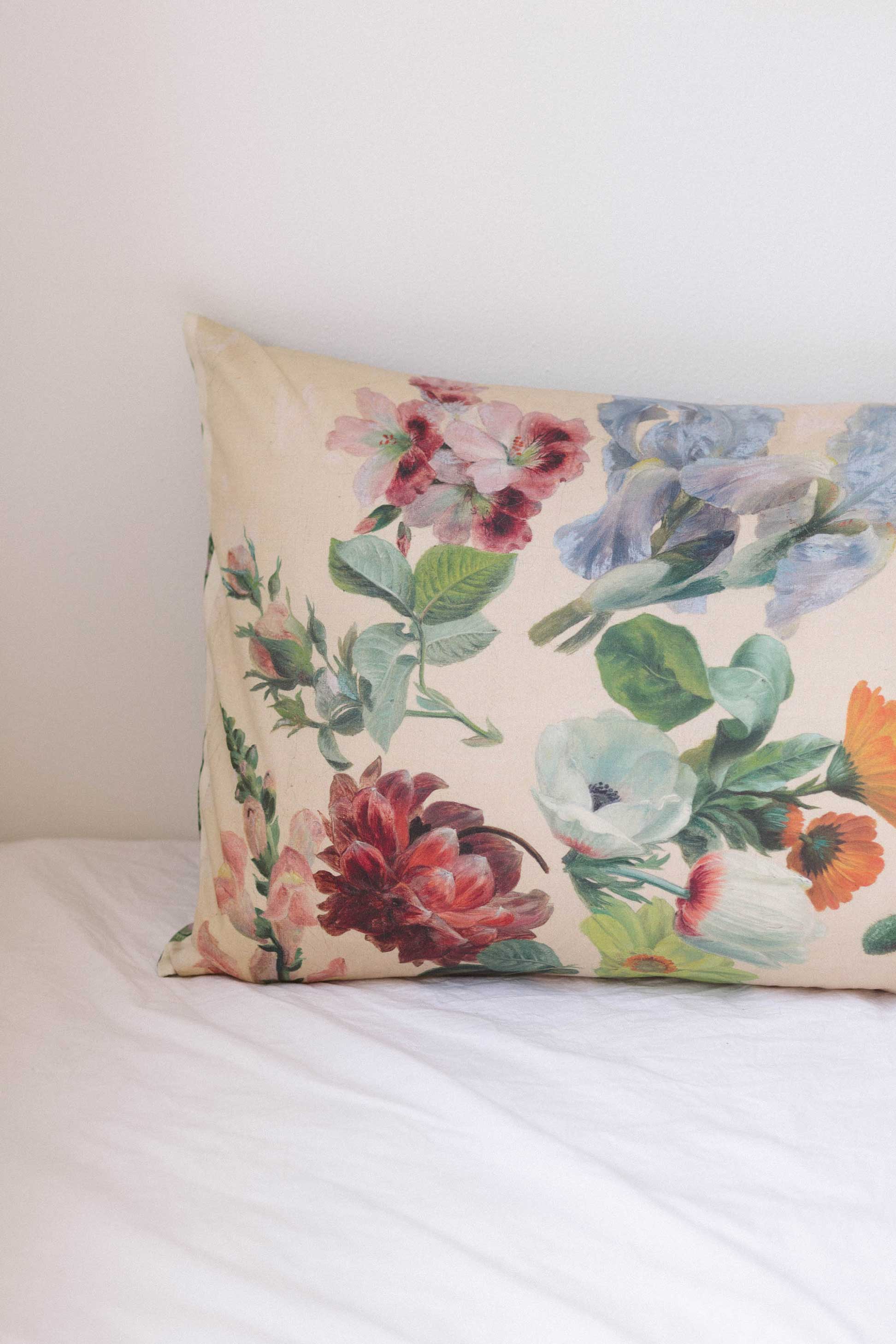 Summer Flowers Pillowcase Set