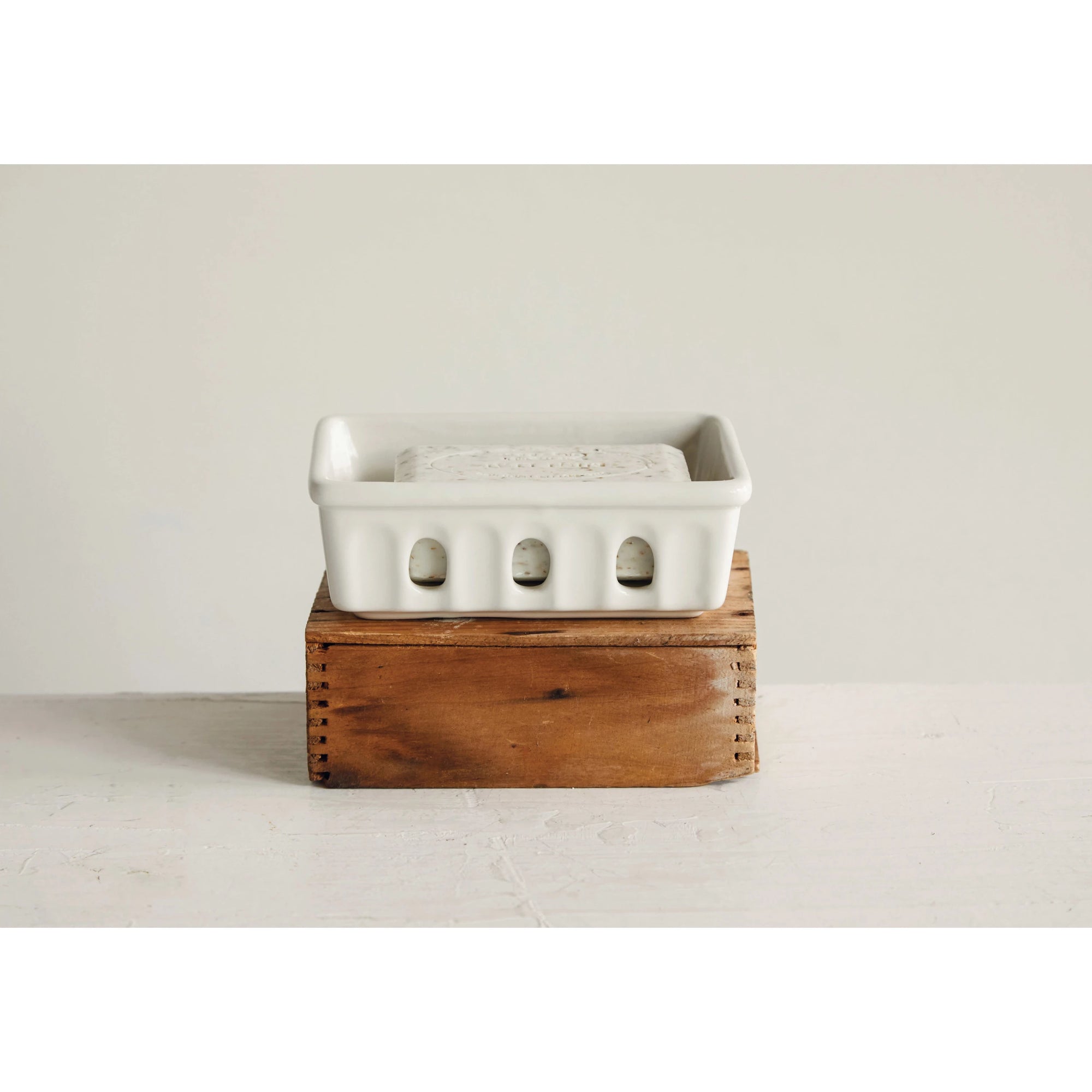 Stoneware Soap Dish/Berry Basket