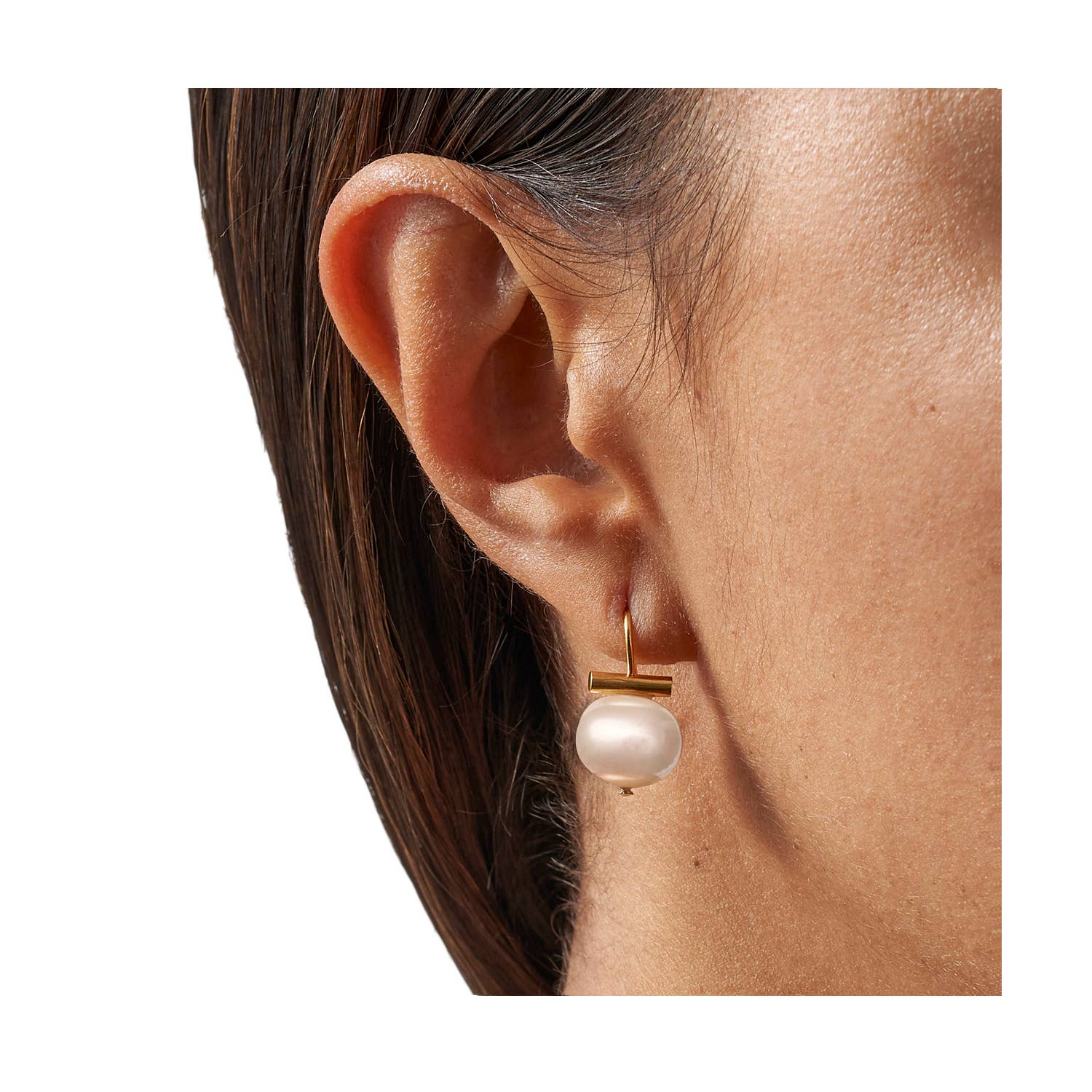 Petite + Sweet Pebble Pearl Earrings