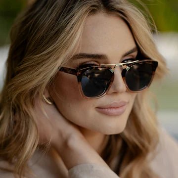 Demi Sunglasses - Box Turtle