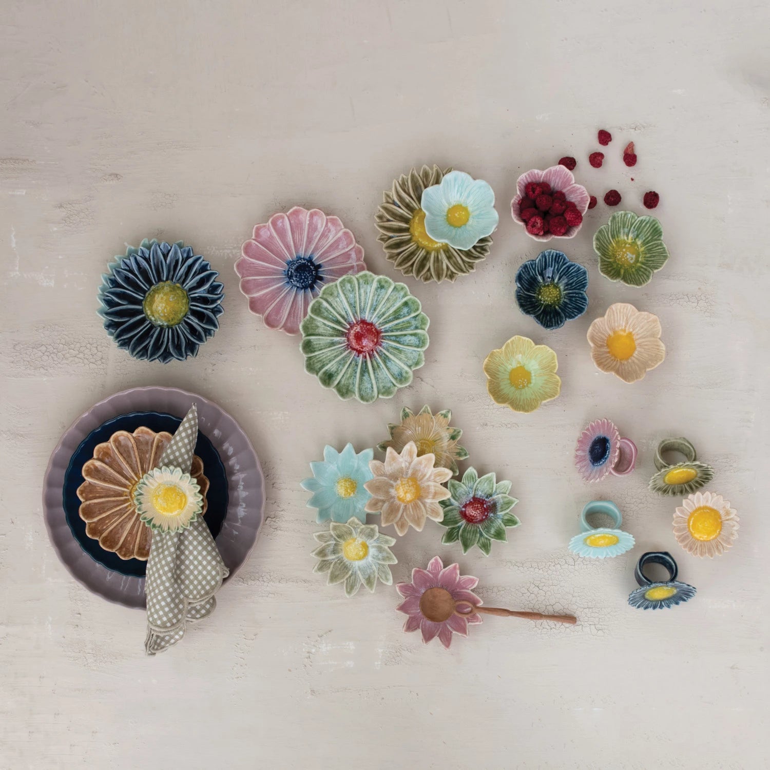 Flower Shaped Stoneware Bowl.
