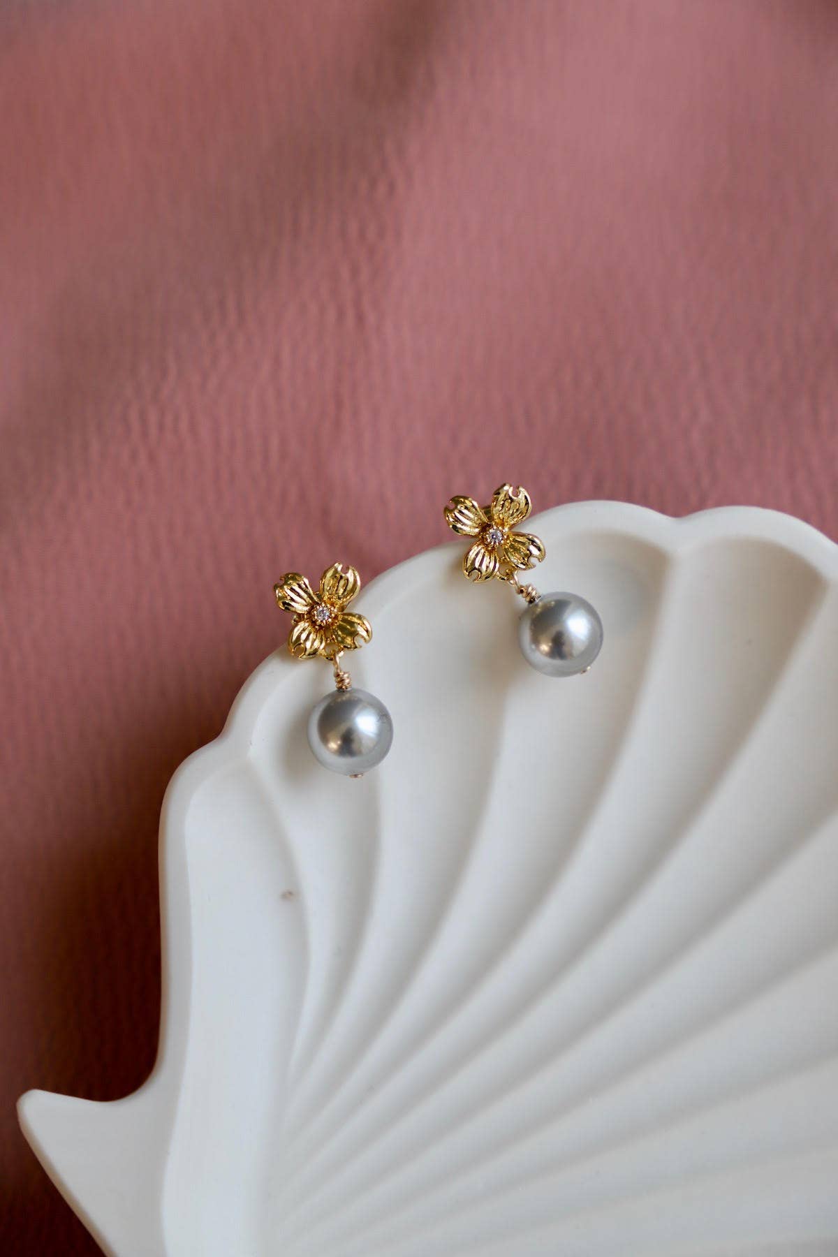 Gold Primrose Pearl Earrings