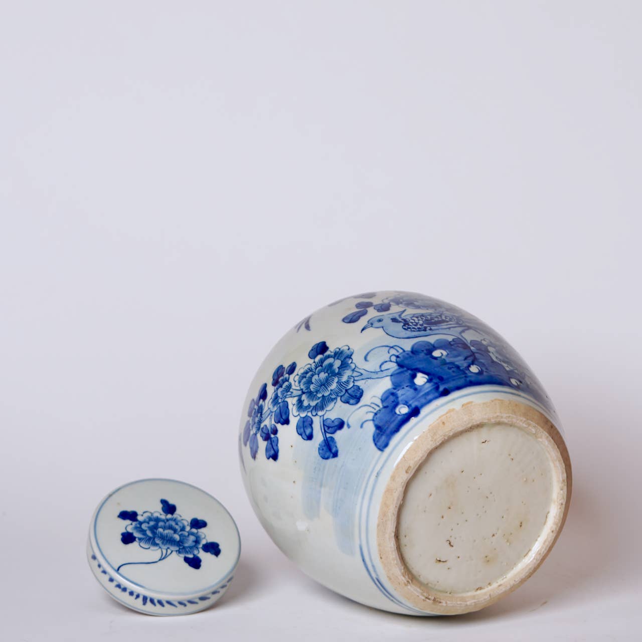 Blue &amp; White Porcelain Bird &amp; Flower Round Storage Jar