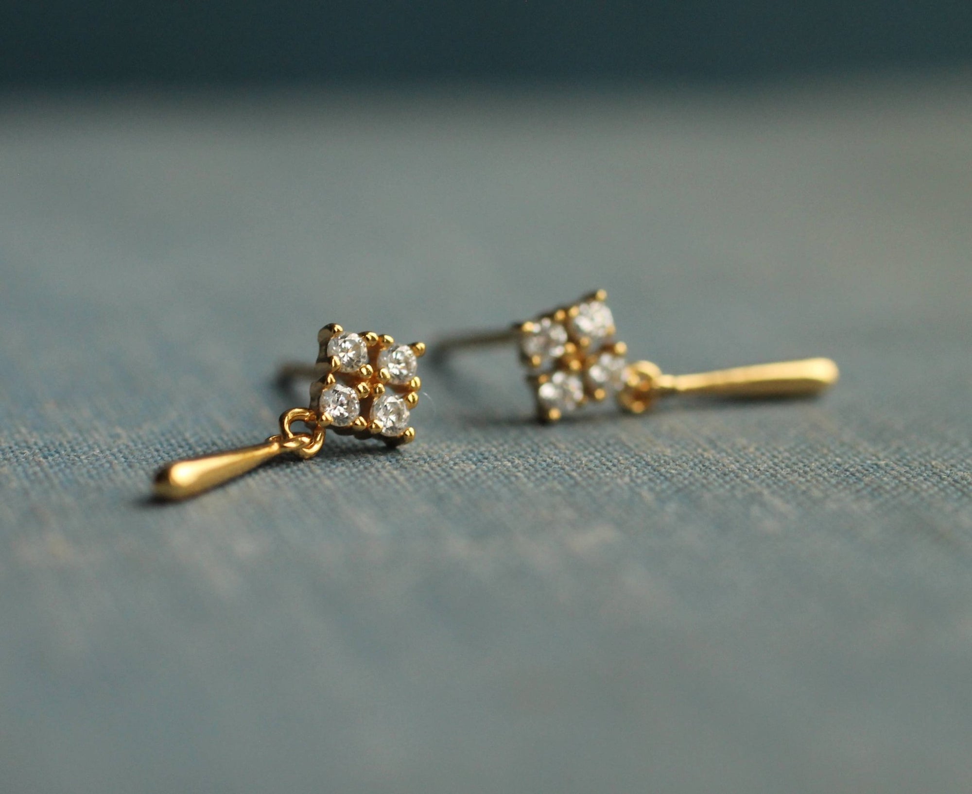 Edwardian Gold Drop Studs - Box Turtle