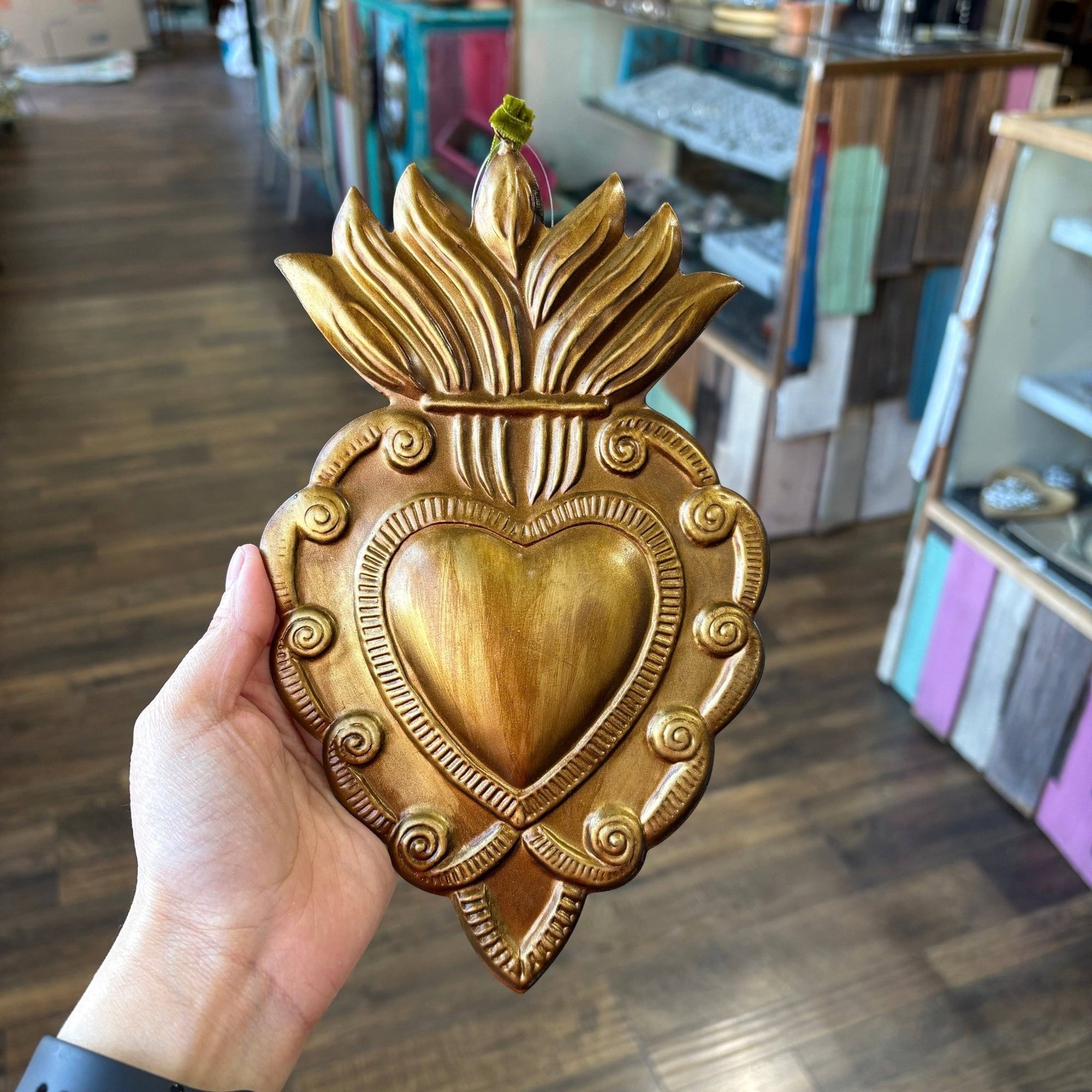 Fancy Sacred Heart Ornament - Box Turtle