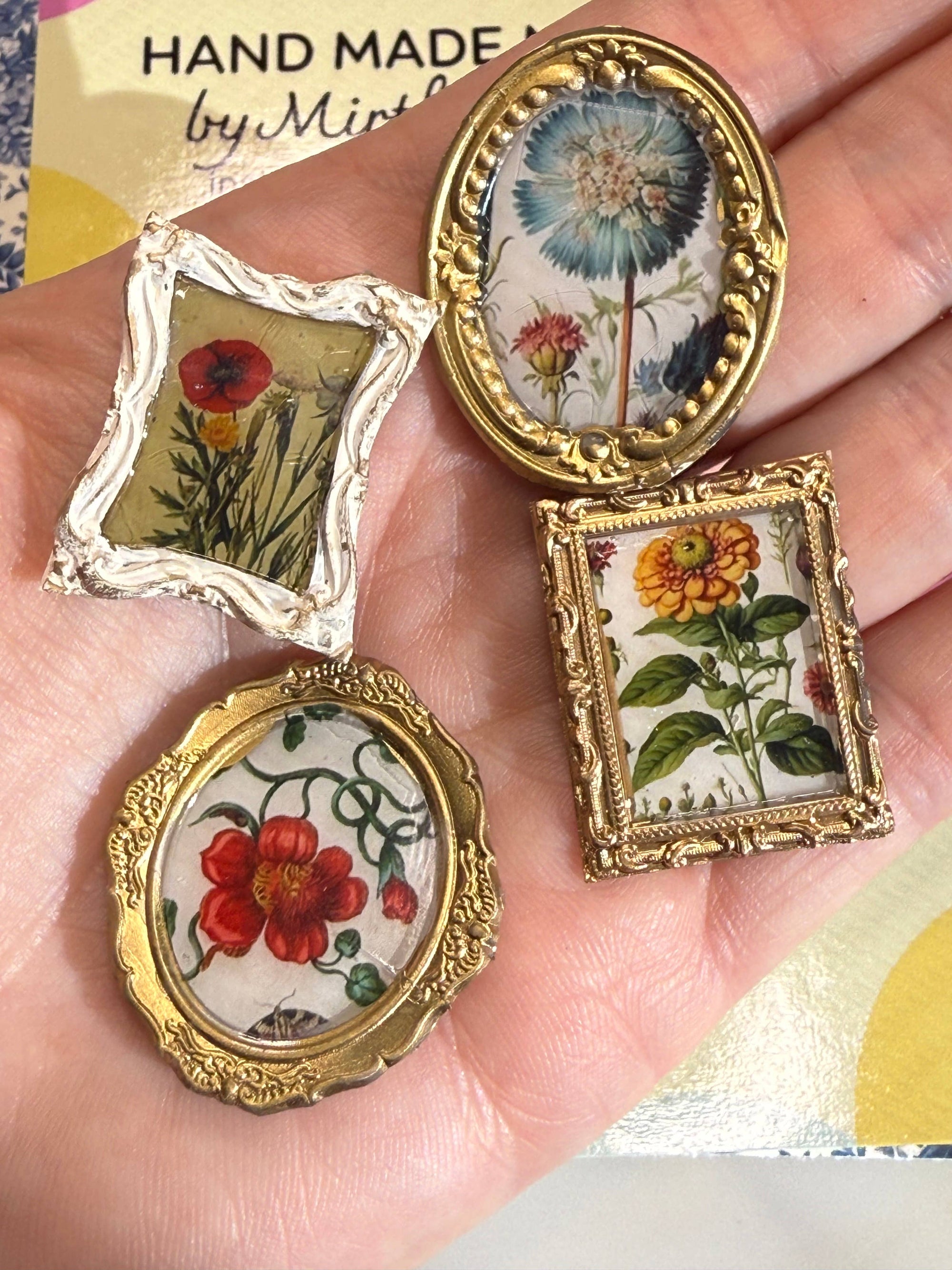 Vintage Floral Magnets