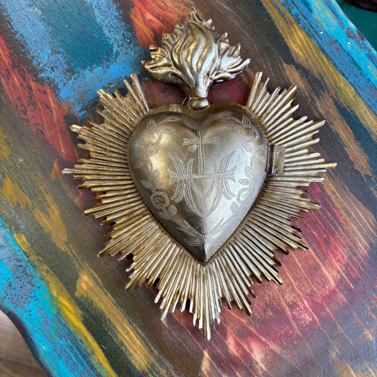 Flaming Sacred Heart Box Bronze - Box Turtle
