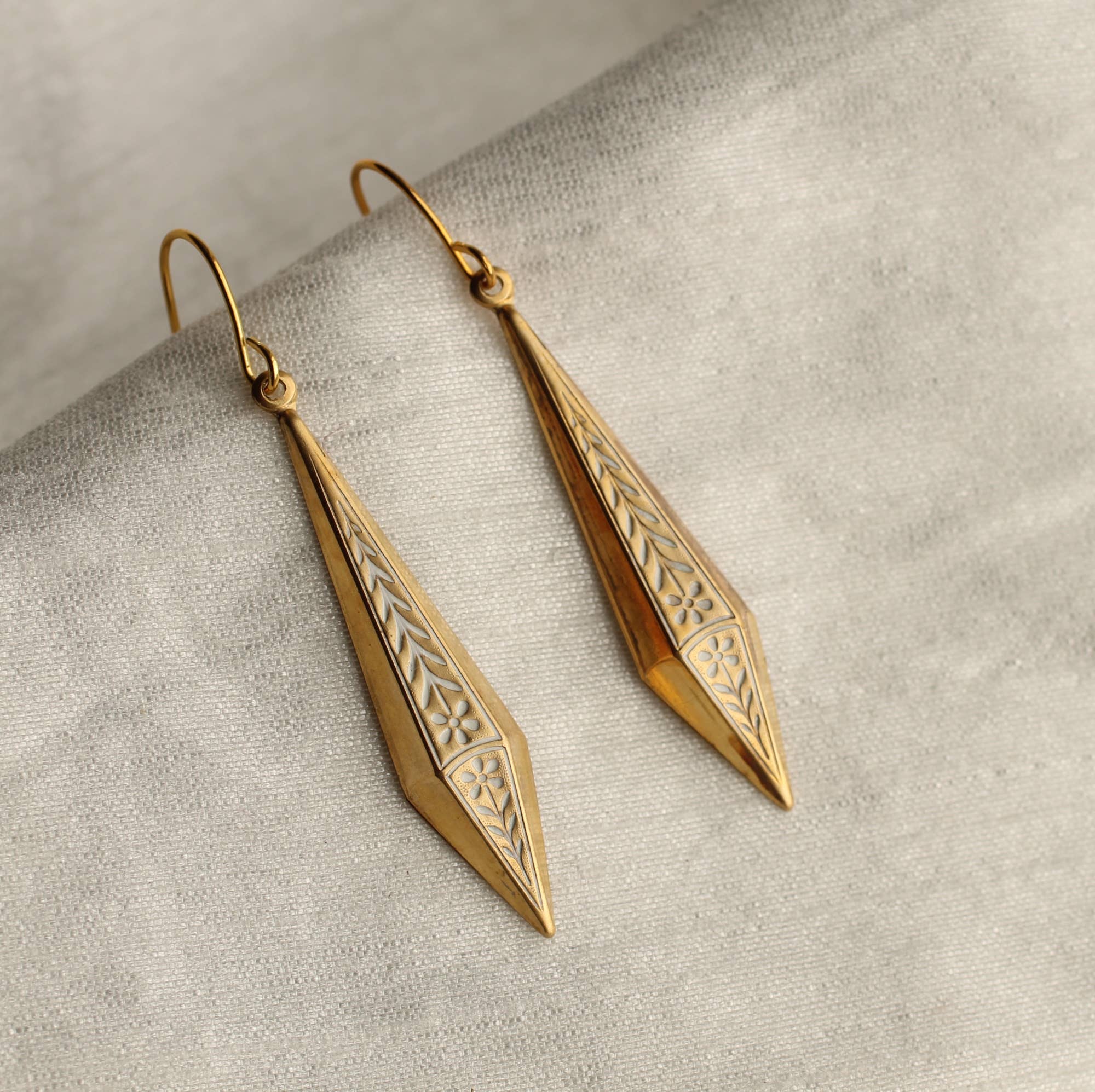 Floral Drop Earrings - Box Turtle