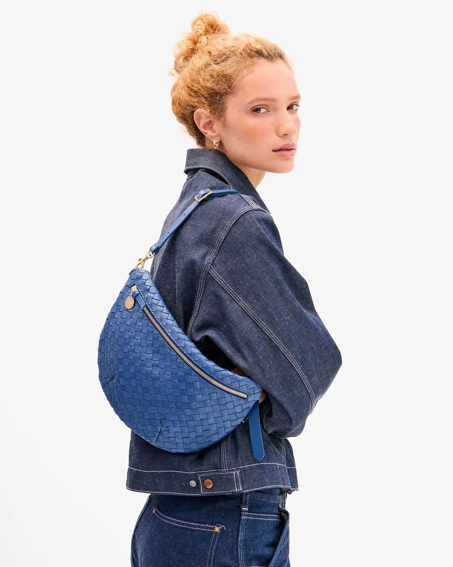 French Blue Medium Woven Grande Fanny - Box Turtle