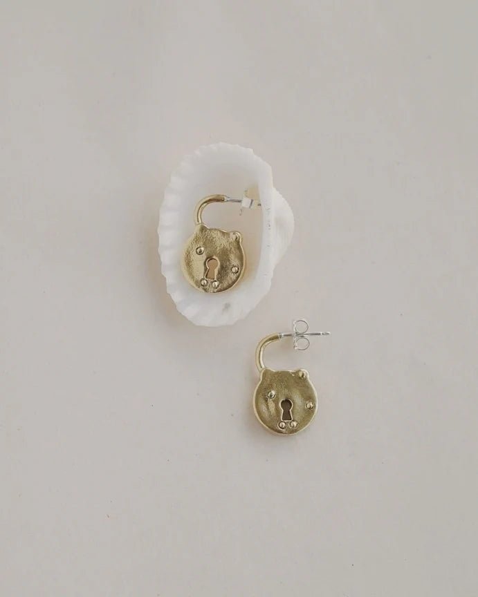 Gembok Earring - Box Turtle