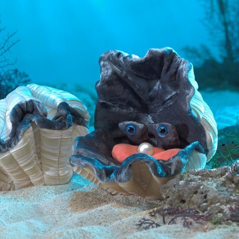 Giant Clam Puppet - Box Turtle