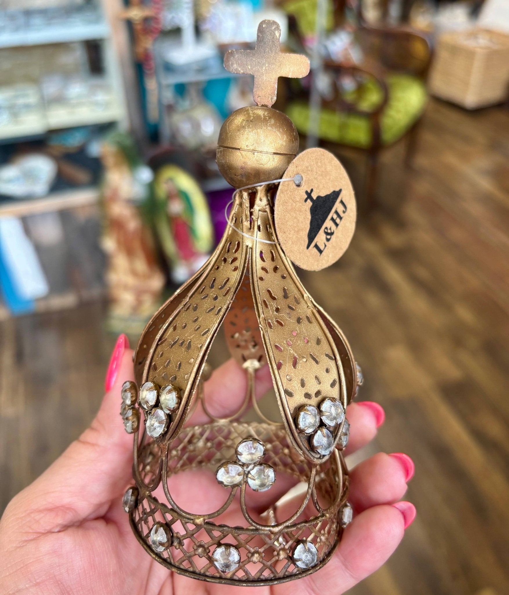 Gold Fancy Cross Crown - Box Turtle