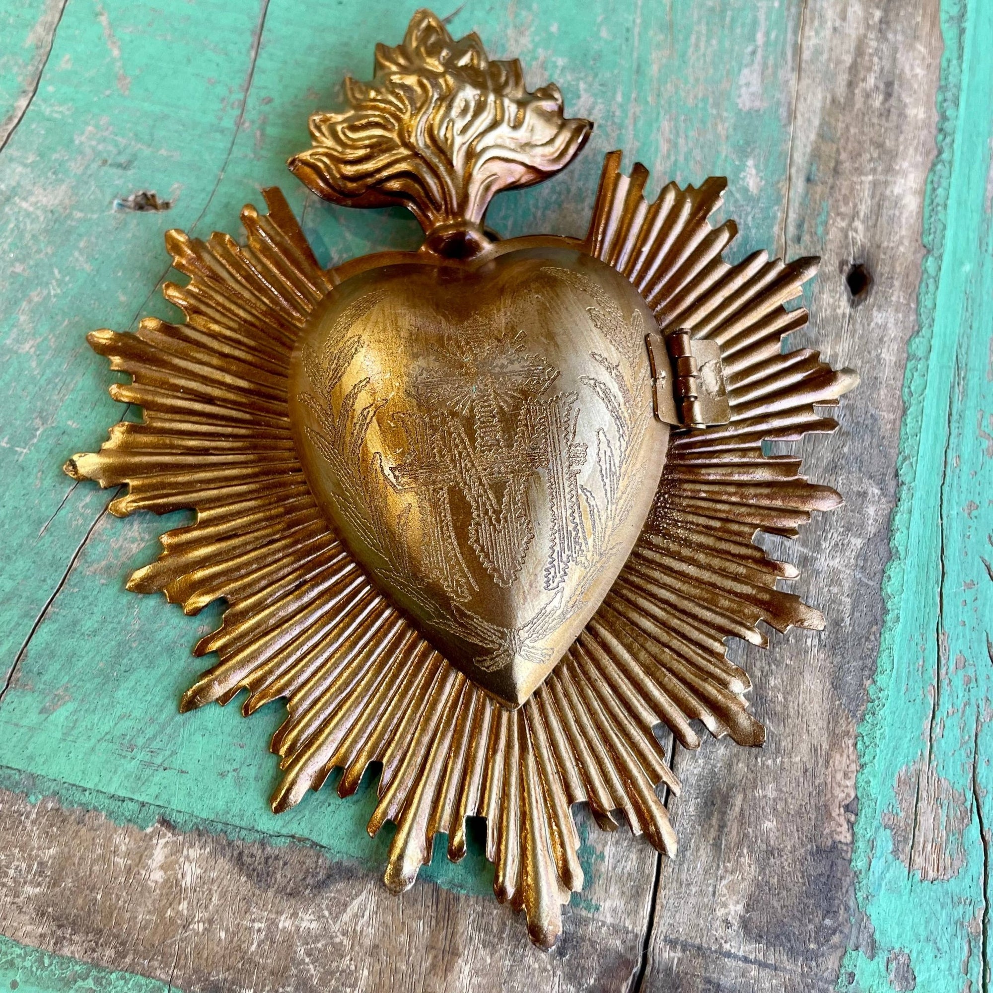 Gold Flaming Sacred Heart Box - Box Turtle