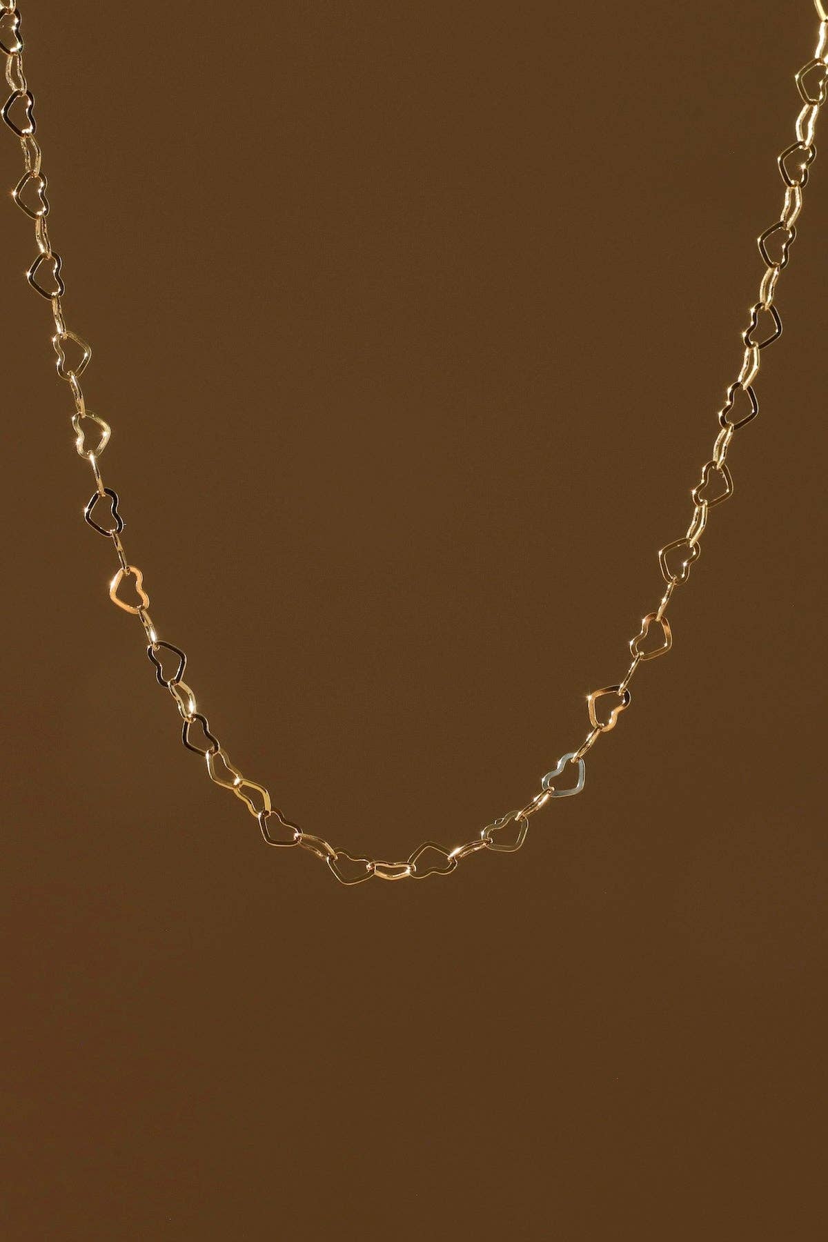 Gold Heart Link Necklace - Box Turtle