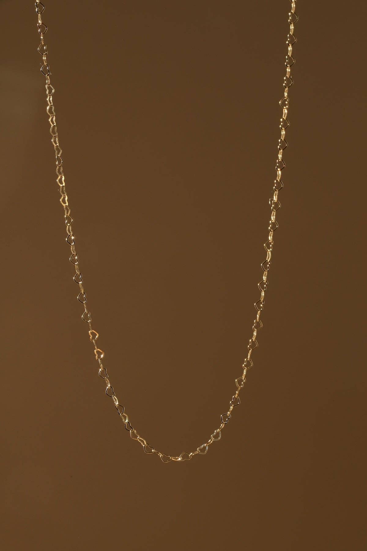 Gold Heart Link Necklace - Box Turtle